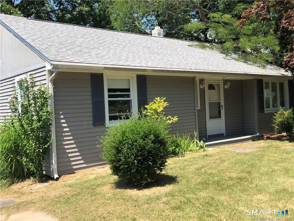 16 Pattagansett Drive Property Photo 1