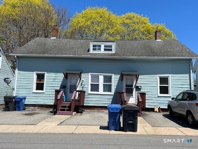126 Ashland Street Property Photo 1