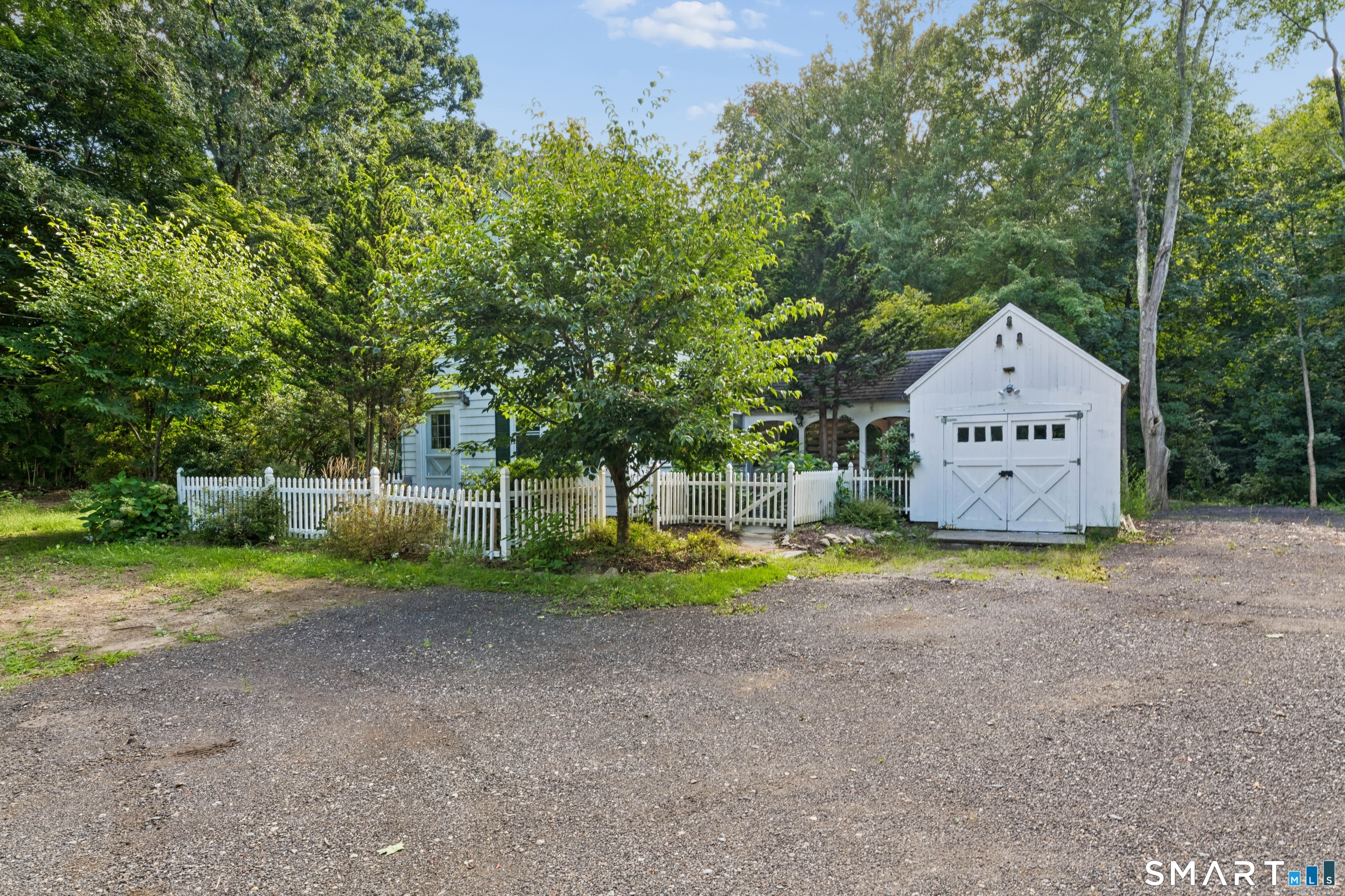 170 Main South Street Property Photo 2