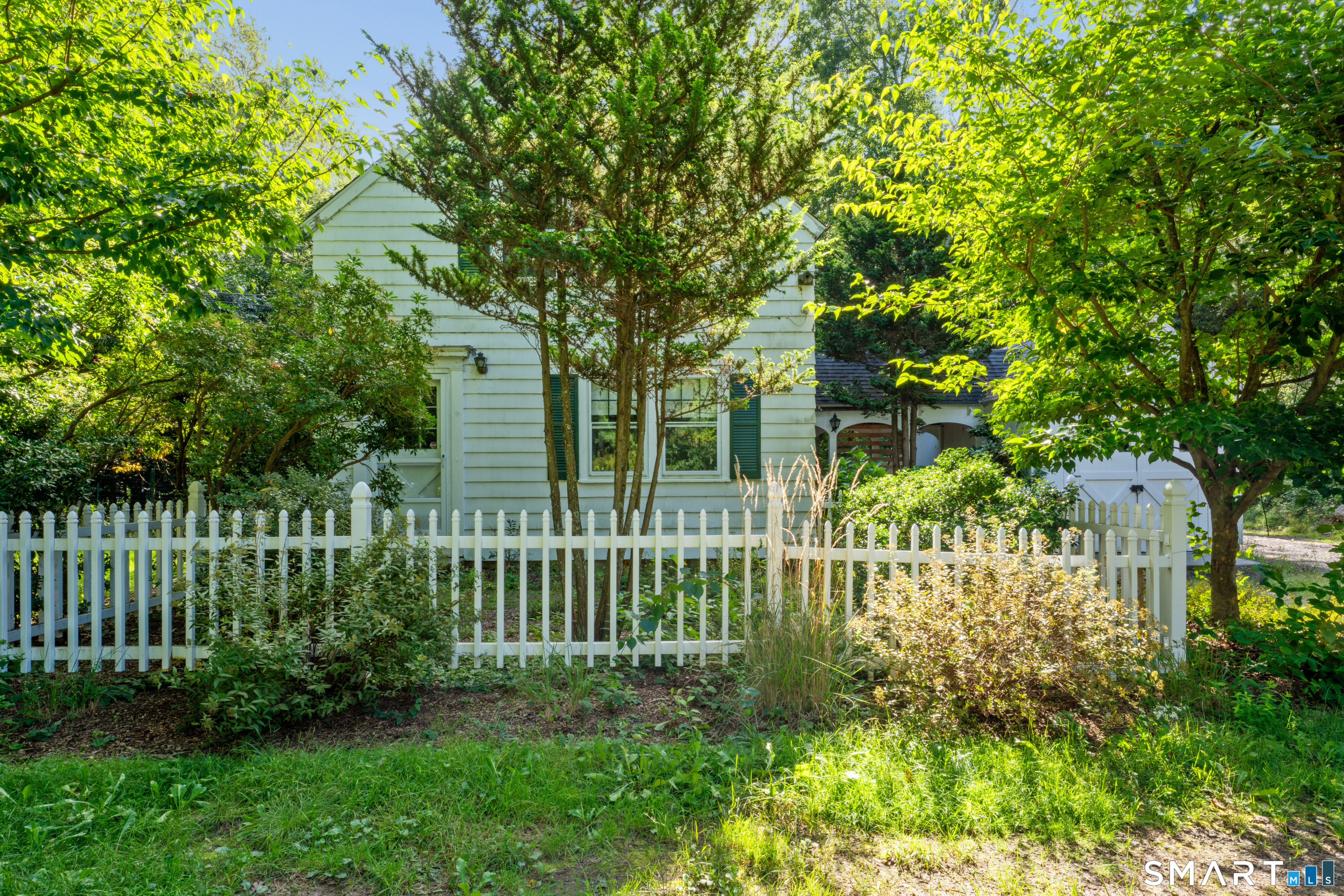 170 Main South Street Property Photo 3