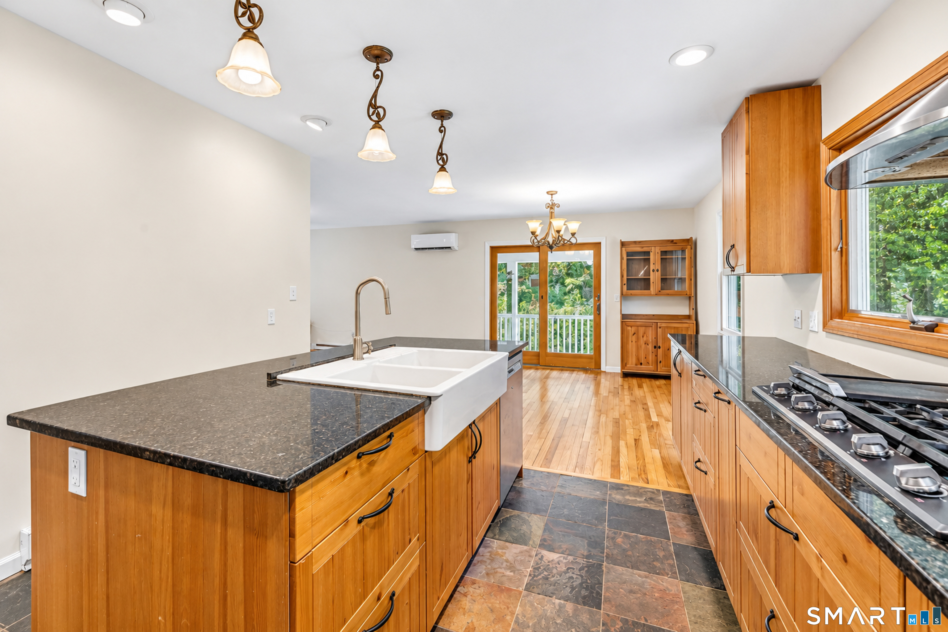 148 Swimming Hole Road Property Photo 6