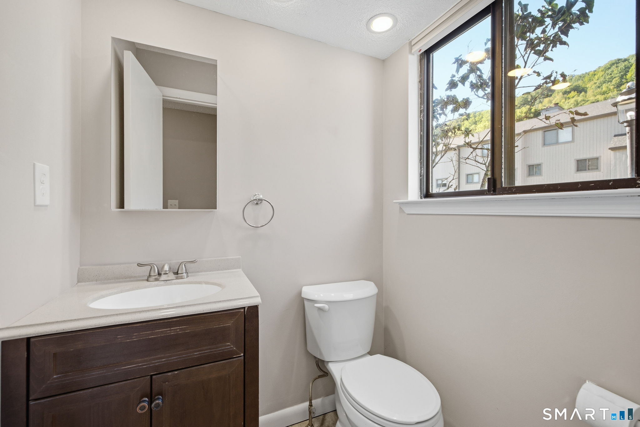 67 Cambridge 67 Court Property Photo 19