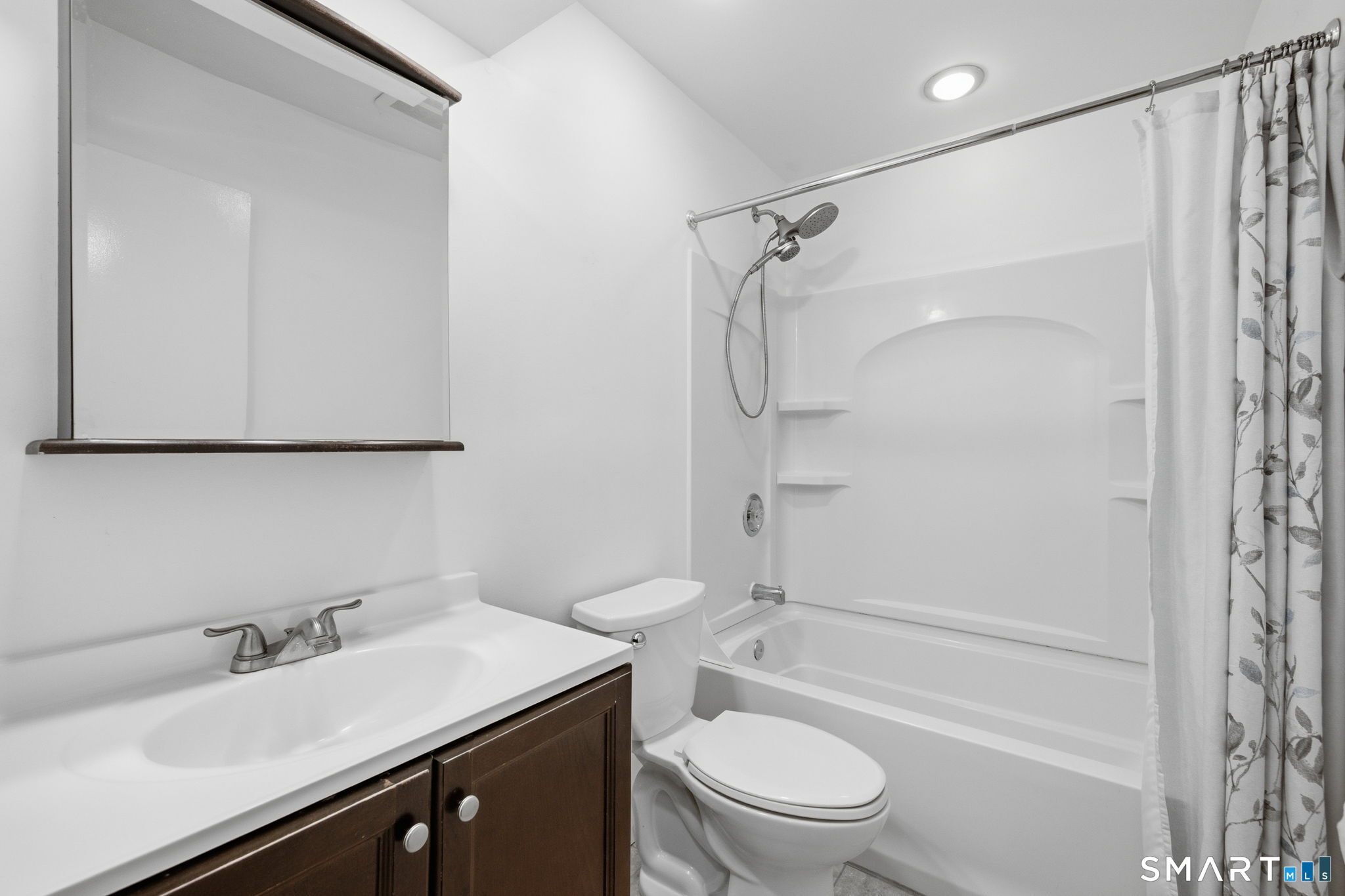 67 Cambridge 67 Court Property Photo 24