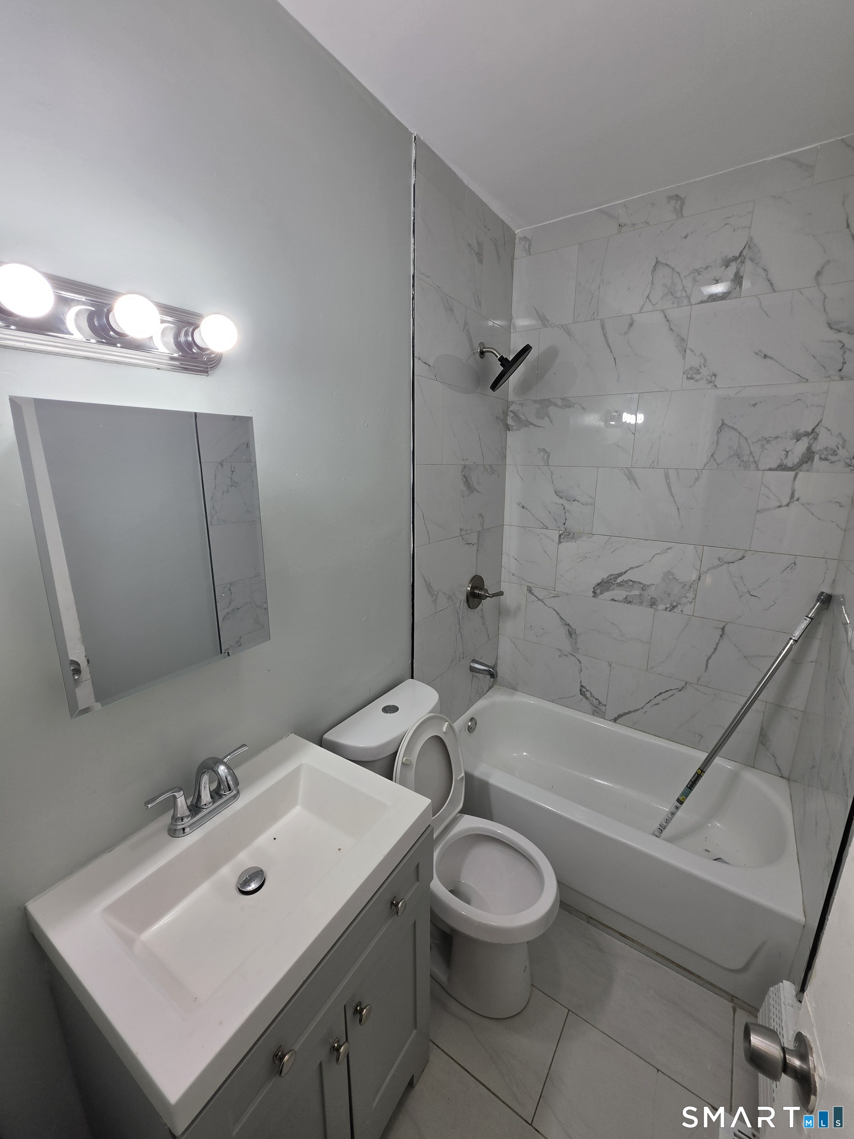 767 Congress Avenue Property Photo 23