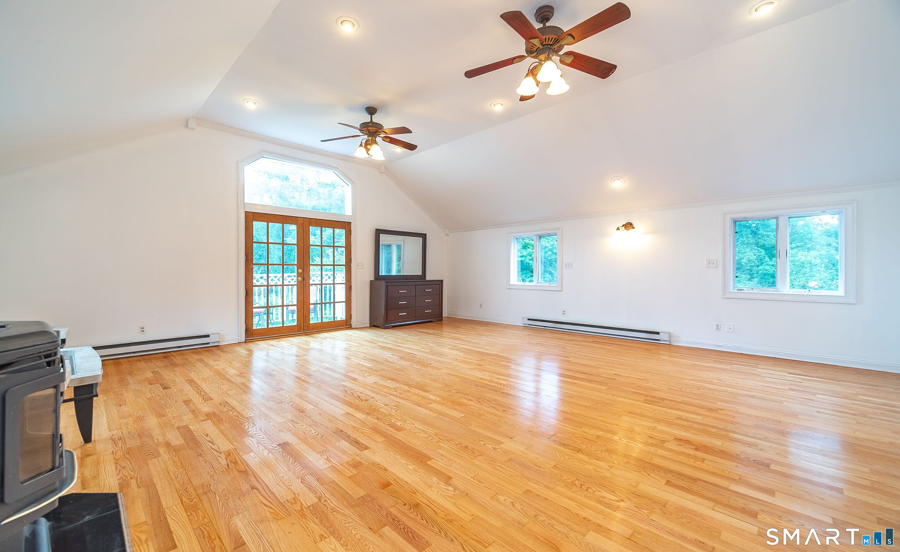 3 Linda Court Property Photo 28