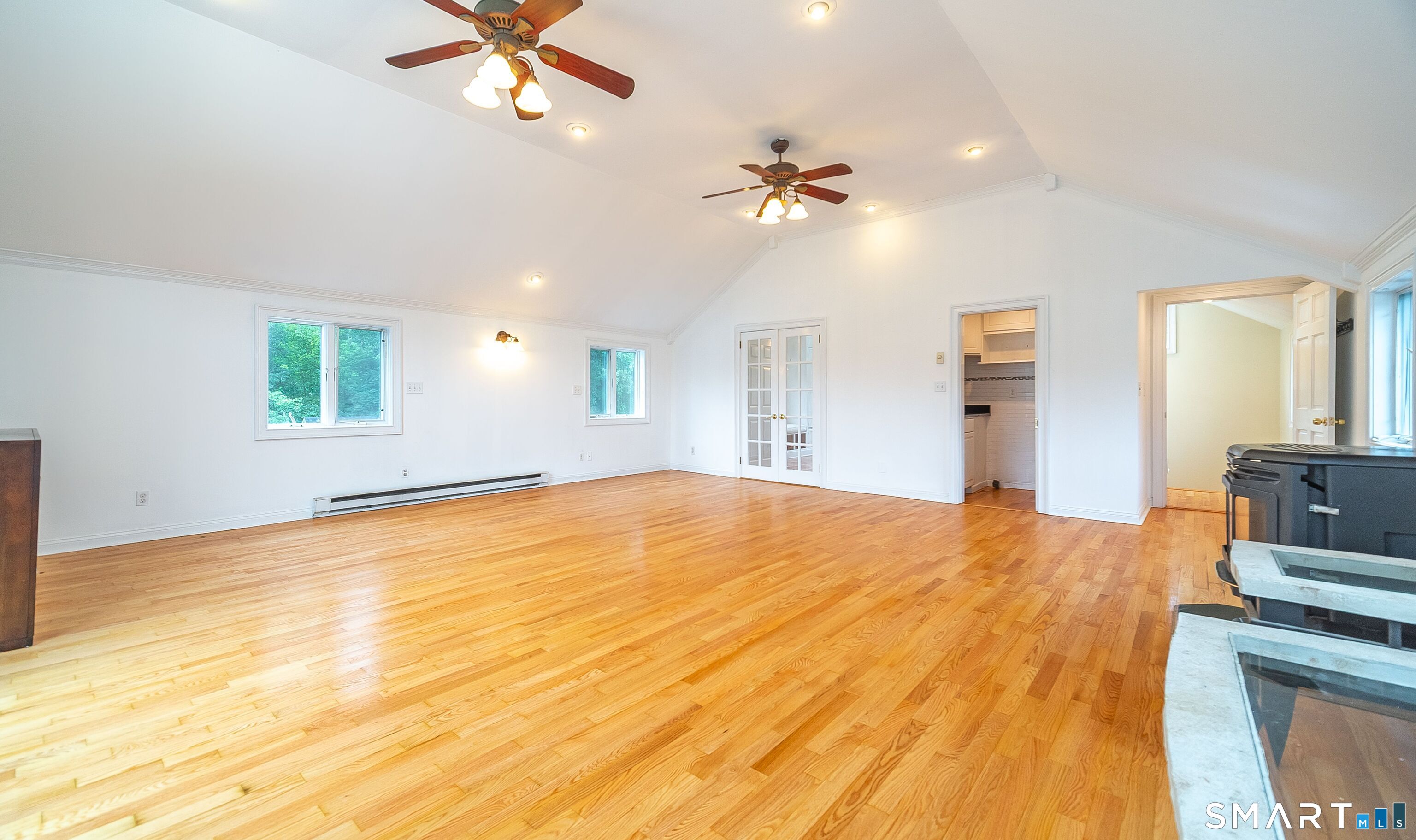 3 Linda Court Property Photo 30