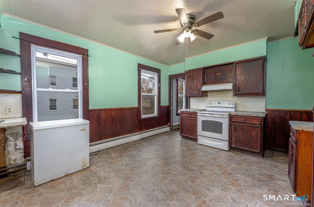 146 Charles 2nd Street Property Photo 10