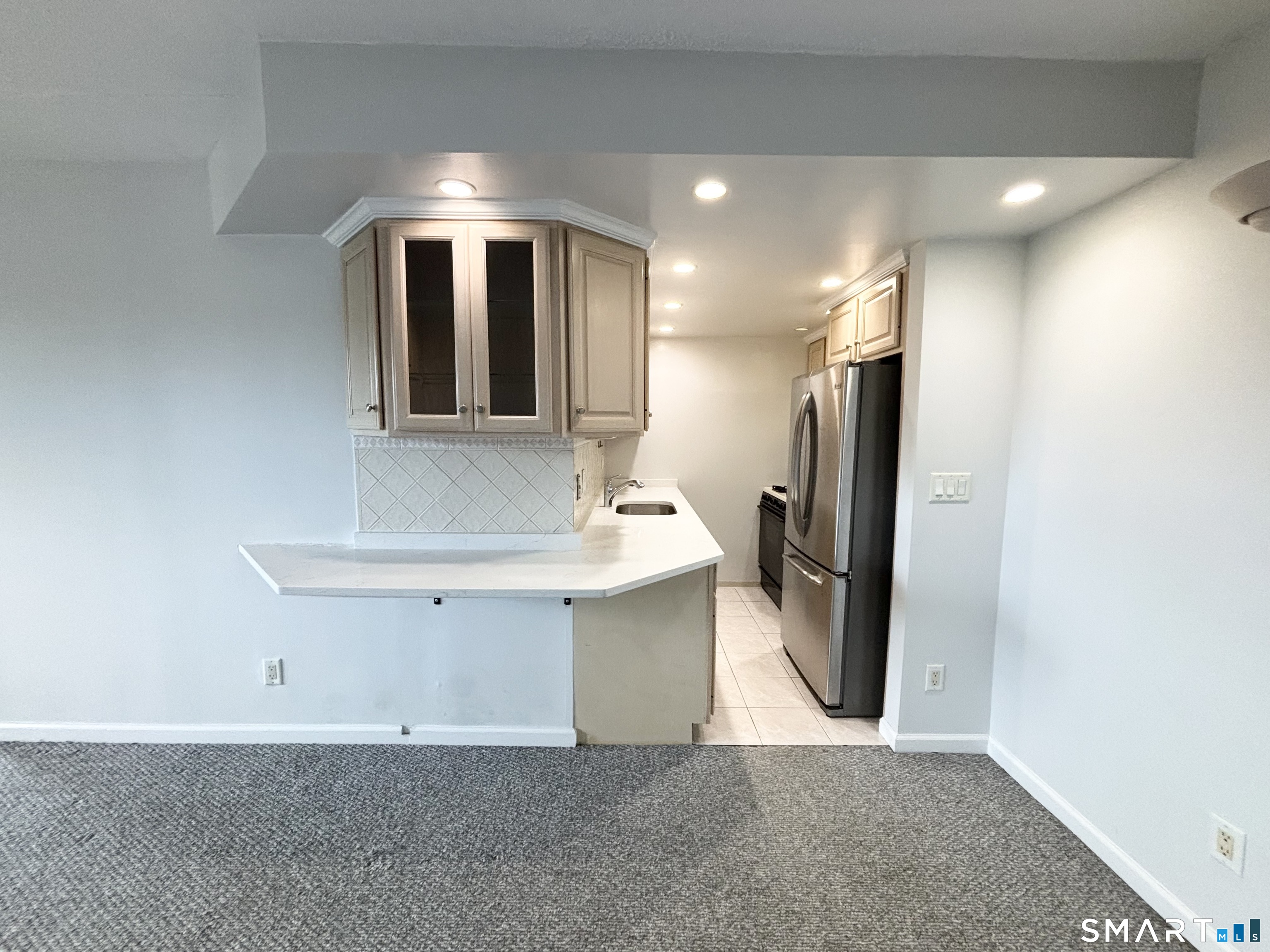27 Northill 5w Street Property Photo 5