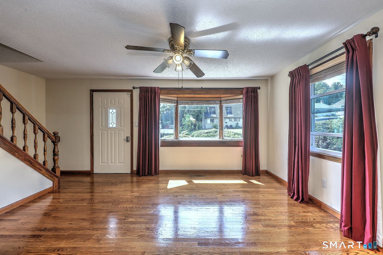 53 Huber Street Property Photo 10