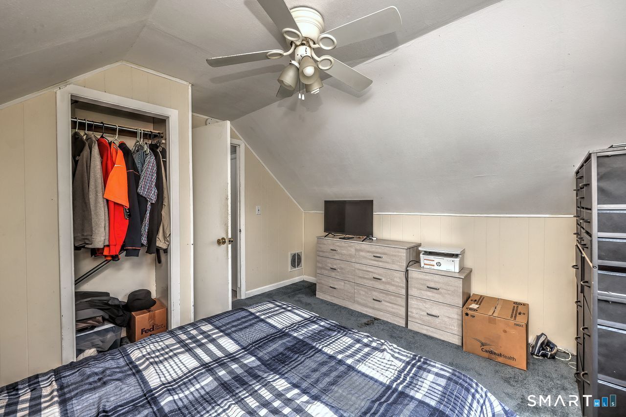 53 Huber Street Property Photo 33