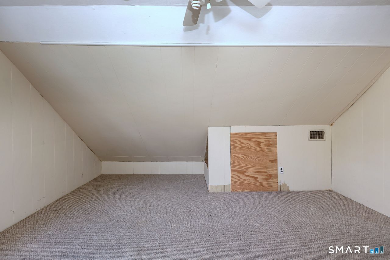 53 Huber Street Property Photo 36