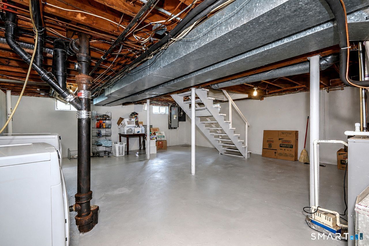 53 Huber Street Property Photo 40