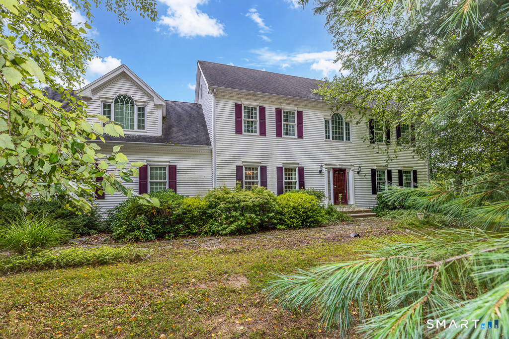 9 Taylor Ridge Road Property Photo 1