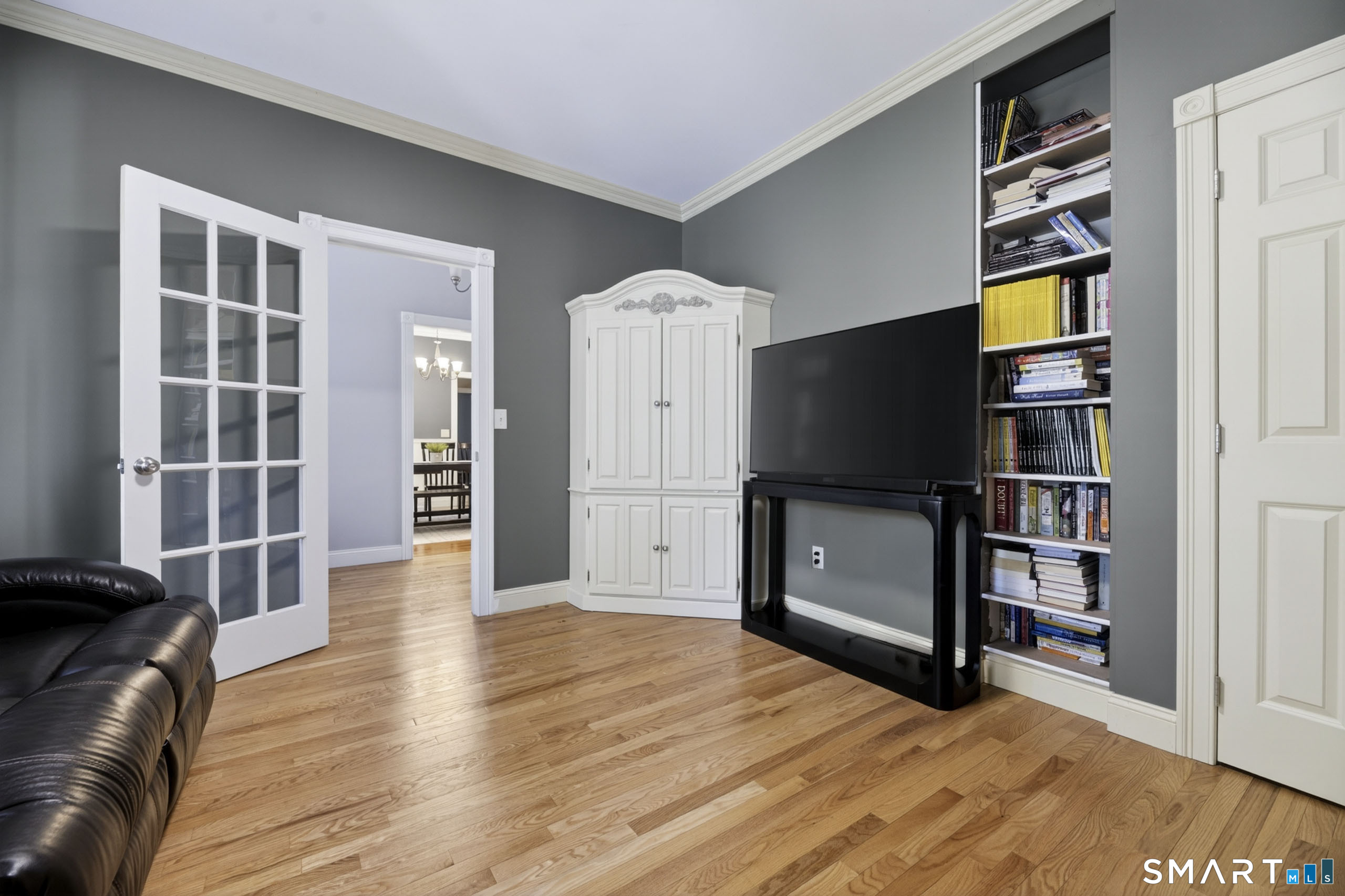 65 Middle Road Property Photo 18