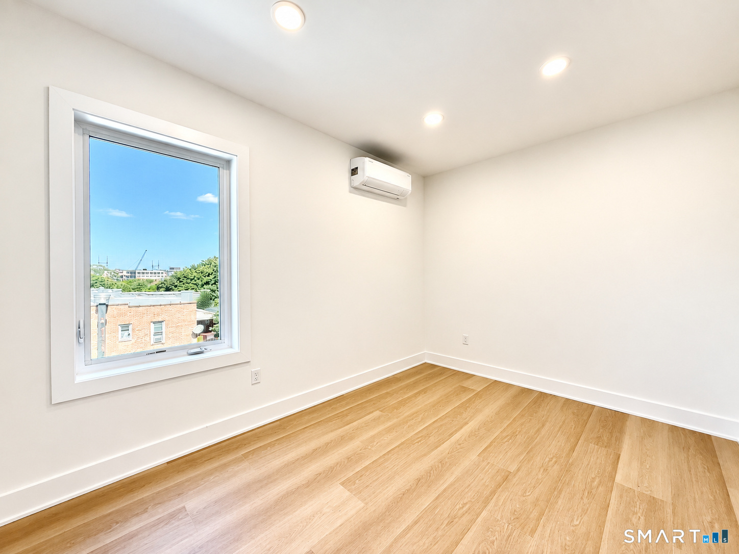 77 Ely 3 Avenue Property Photo 11