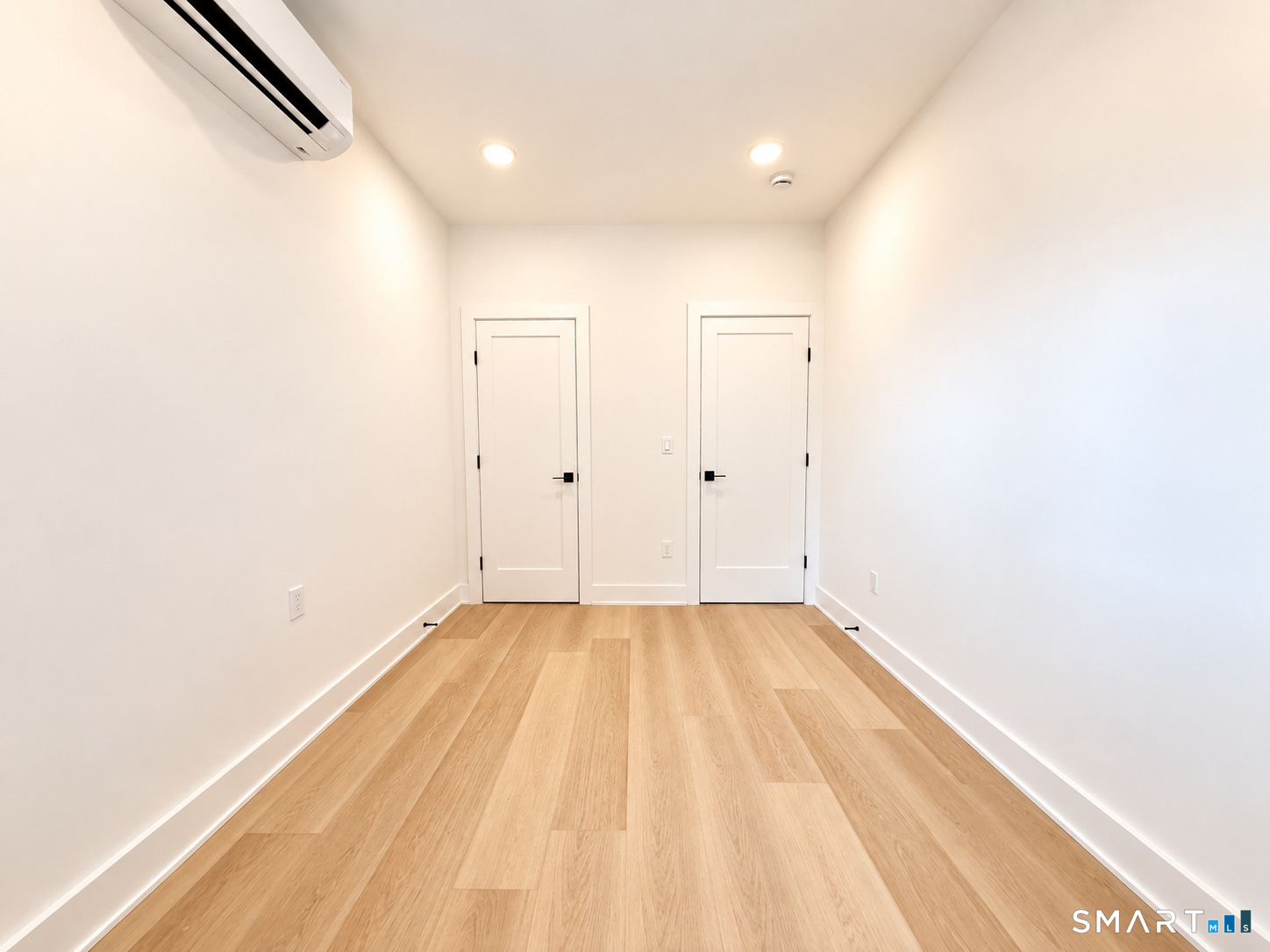 77 Ely 3 Avenue Property Photo 15