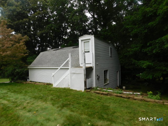 12 Rozum Circle Property Photo 7