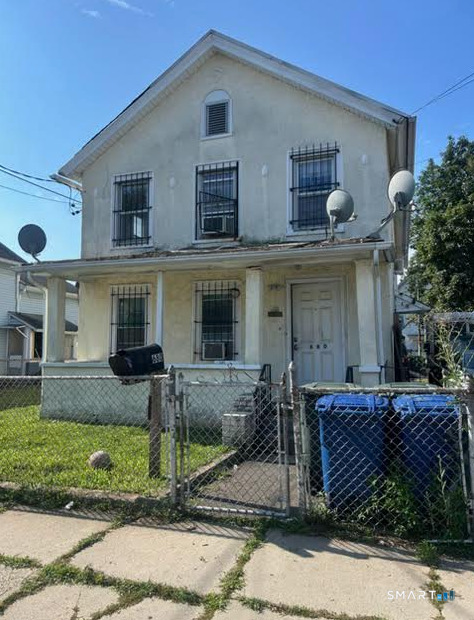 680 Ogden 2 Street Property Photo 1