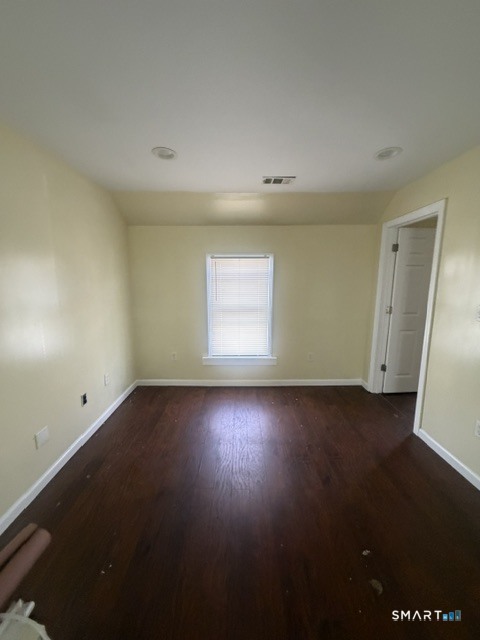 680 Ogden 2 Street Property Photo 4