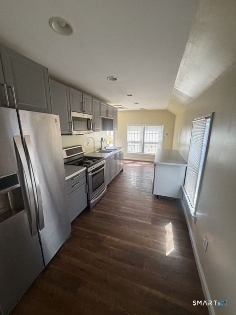 680 Ogden 2 Street Property Photo 7