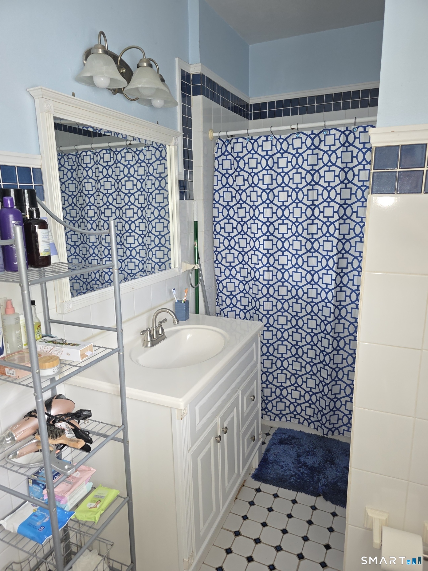 24204097 Property Photo 14