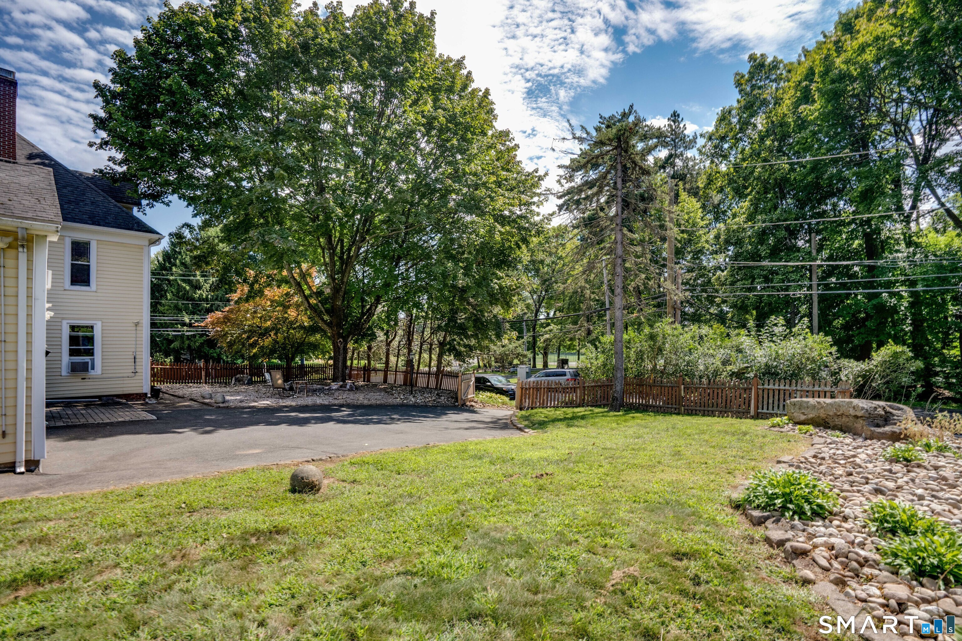 24204117 Property Photo 18
