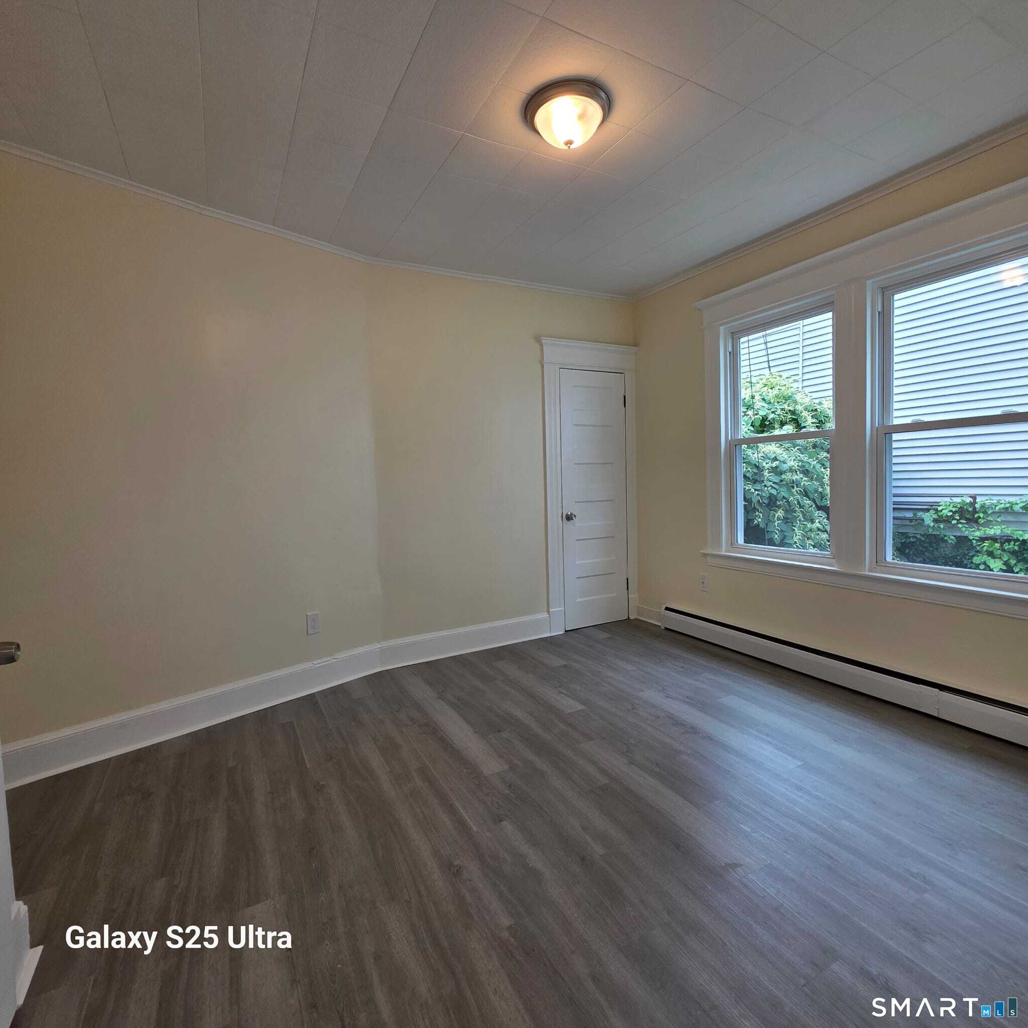 82 Bunker Hill 1st Fl Avenue Property Photo 14