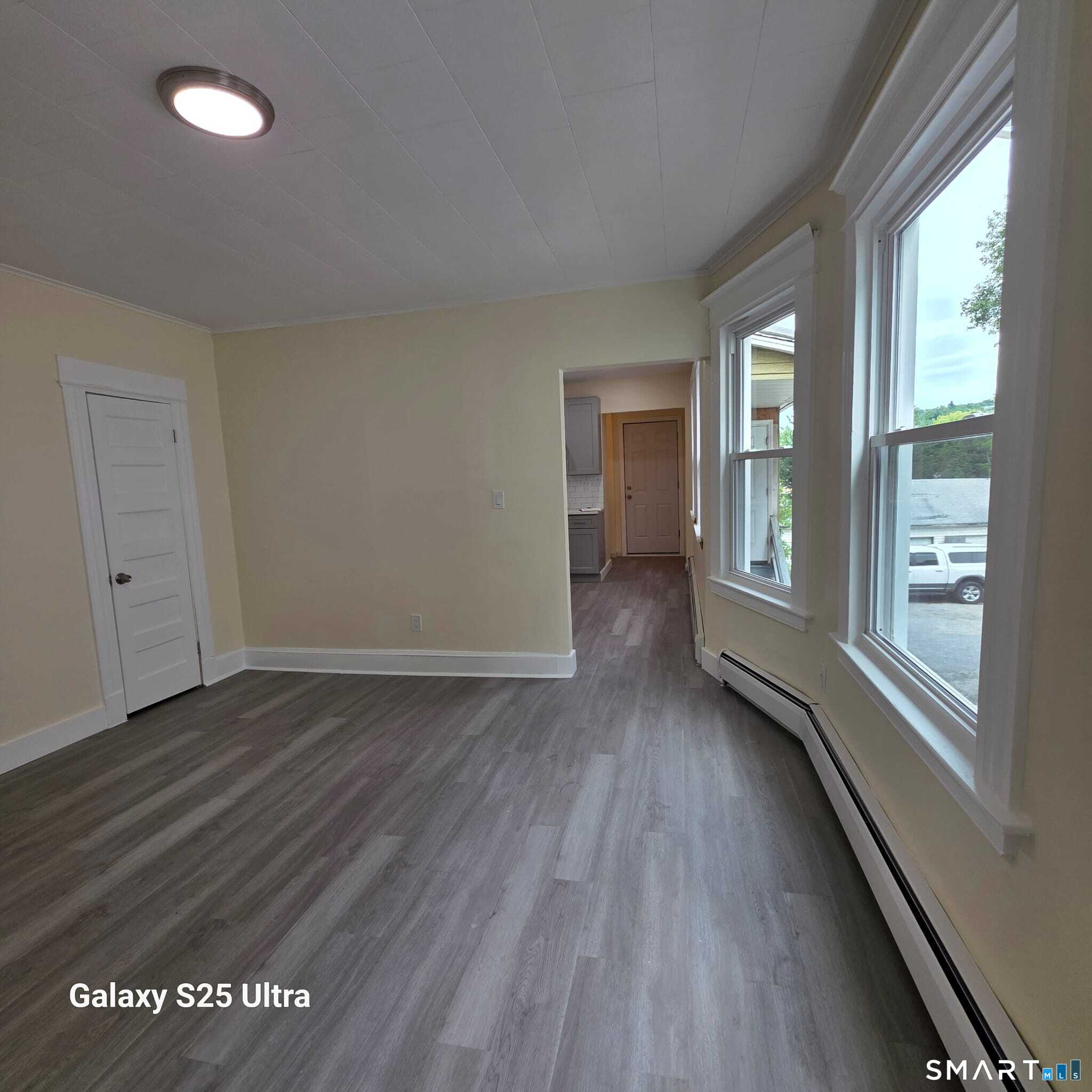 82 Bunker Hill 1st Fl Avenue Property Photo 22