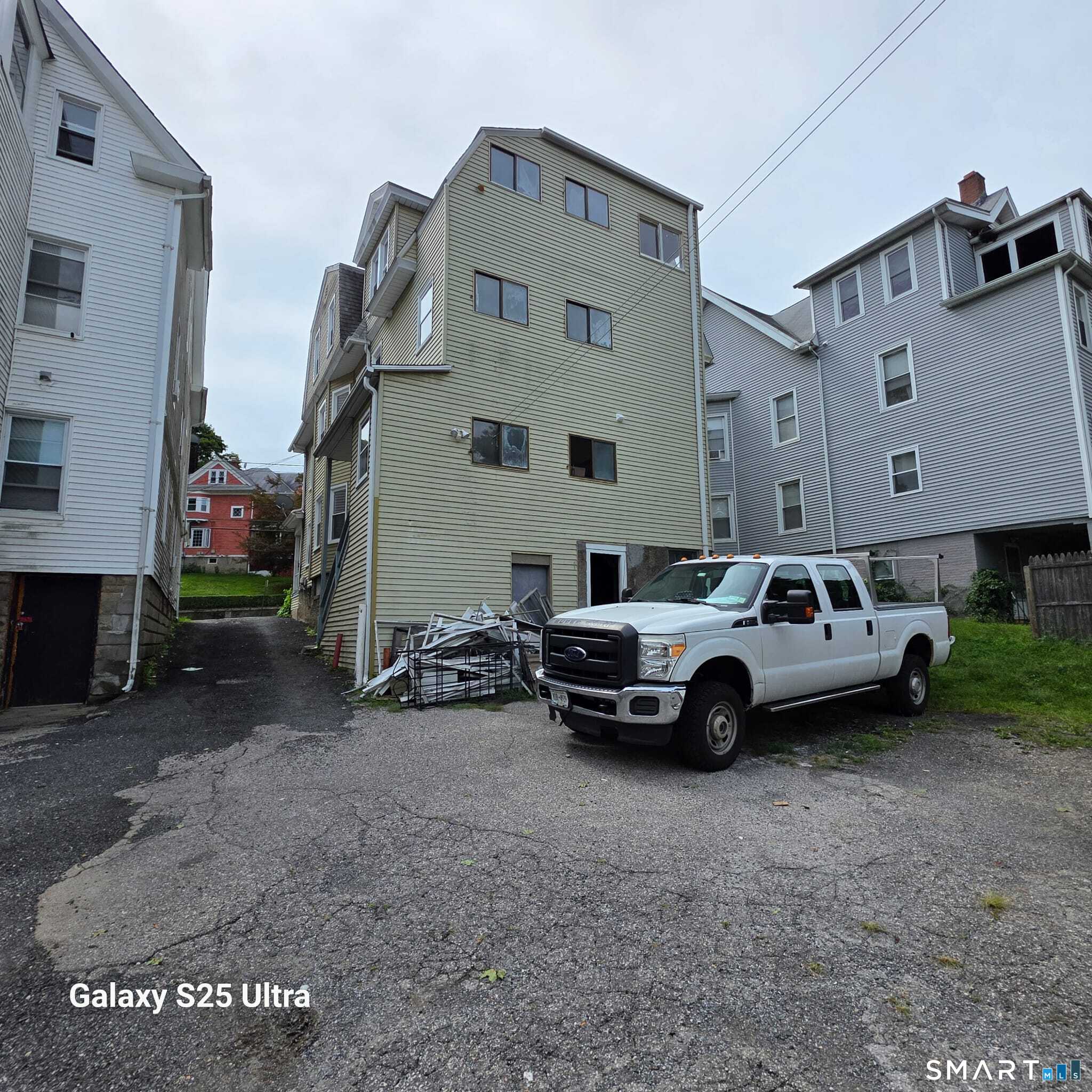82 Bunker Hill 1st Fl Avenue Property Photo 27