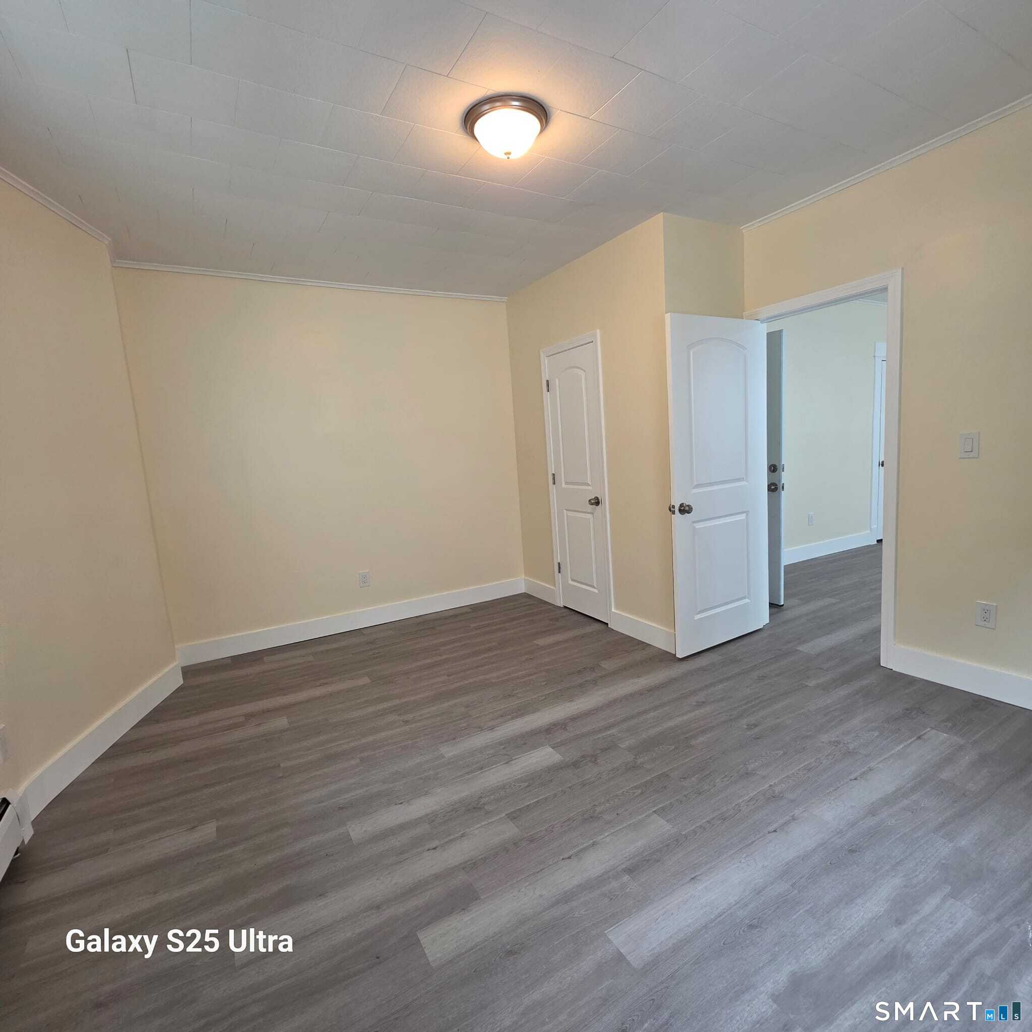 82 Bunker Hill 1st Fl Avenue Property Photo 32
