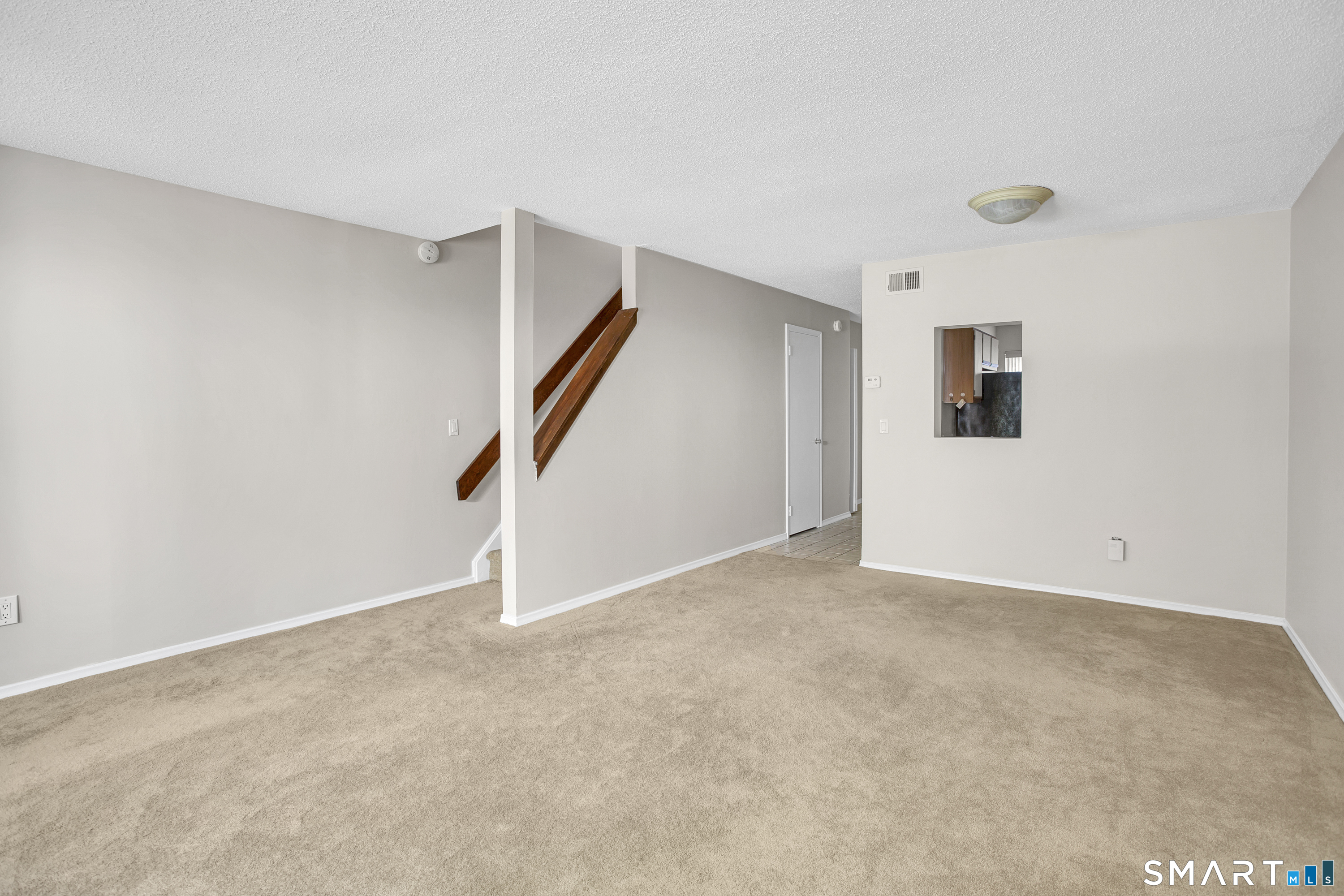 9 Talcott Forest C Road Property Photo 8
