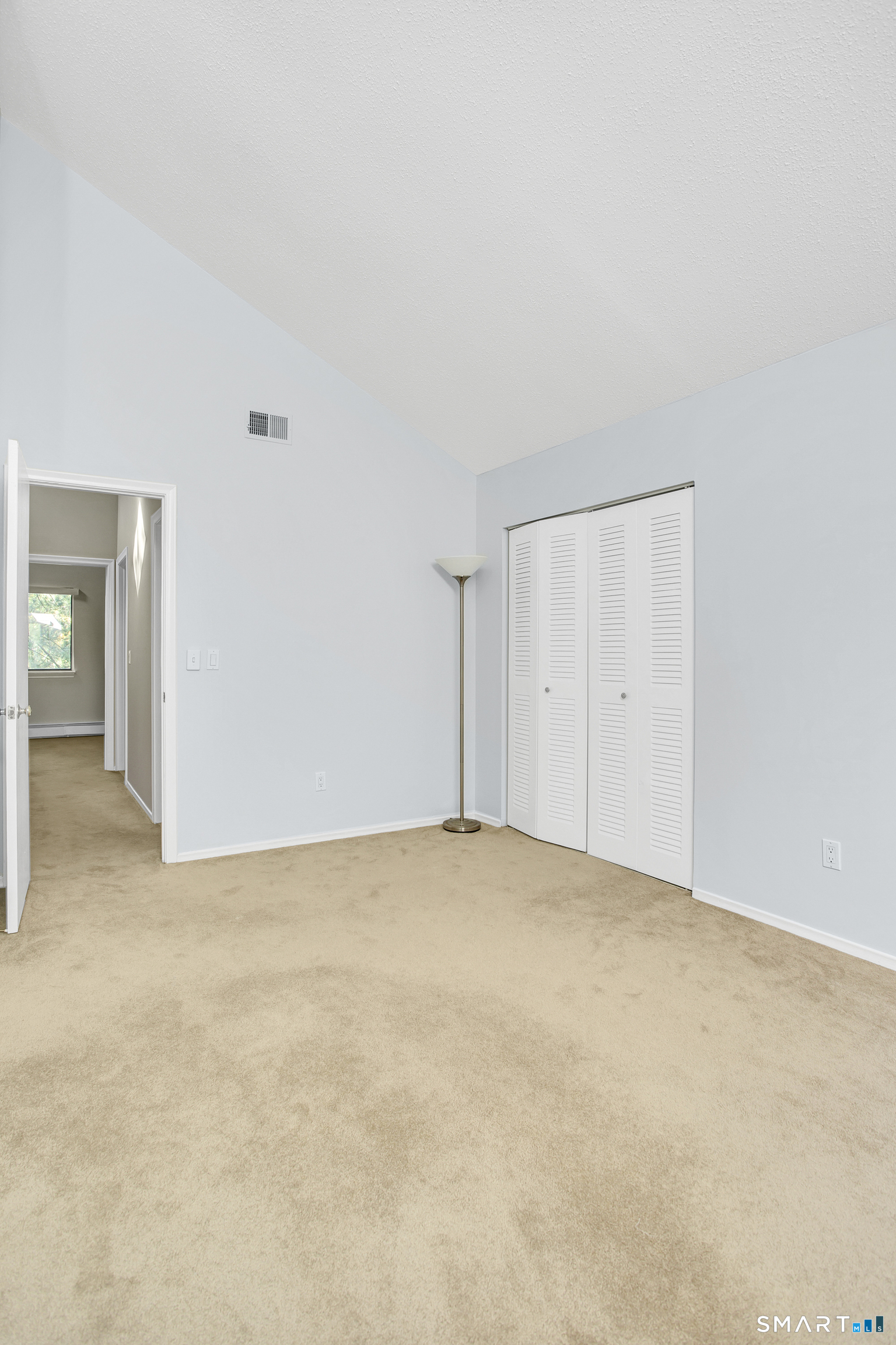 9 Talcott Forest C Road Property Photo 12