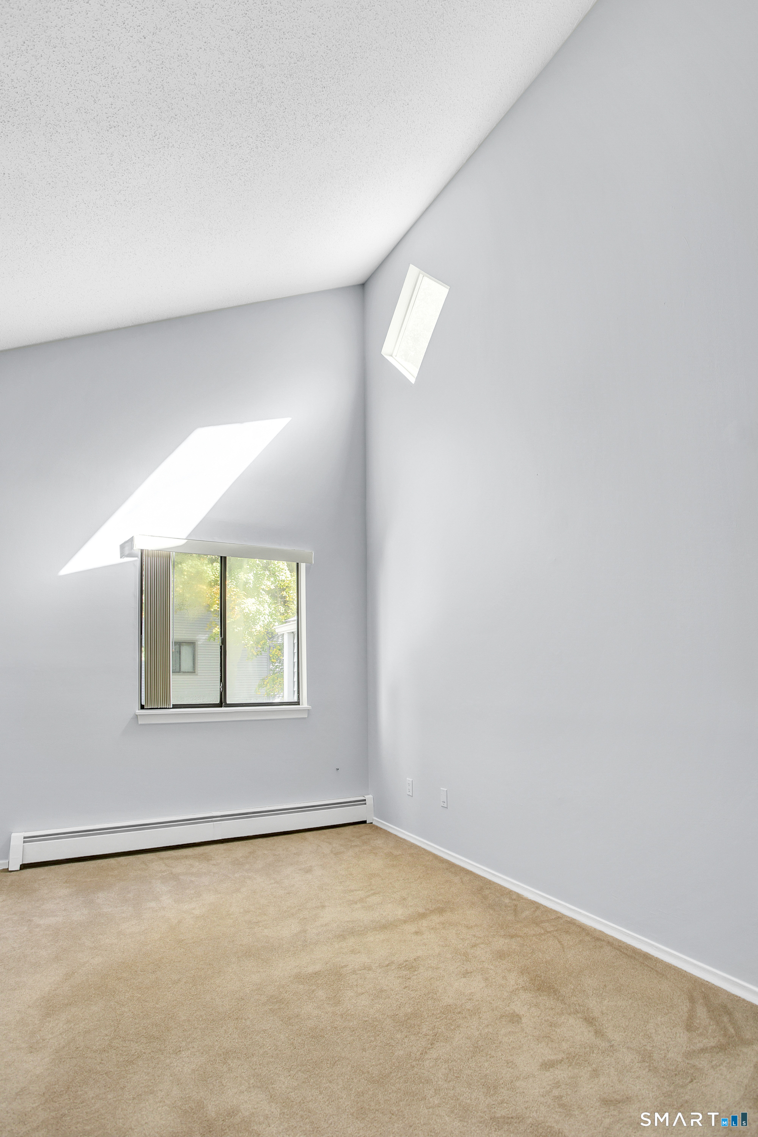 9 Talcott Forest C Road Property Photo 13