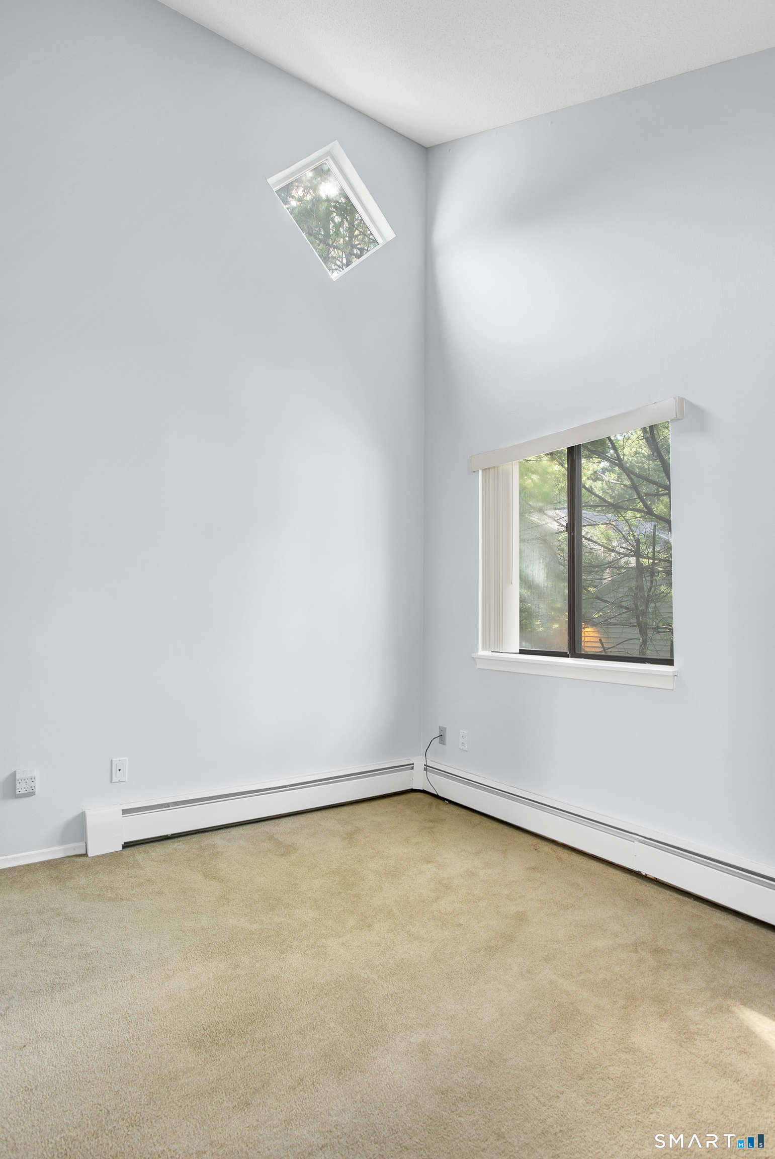 9 Talcott Forest C Road Property Photo 15