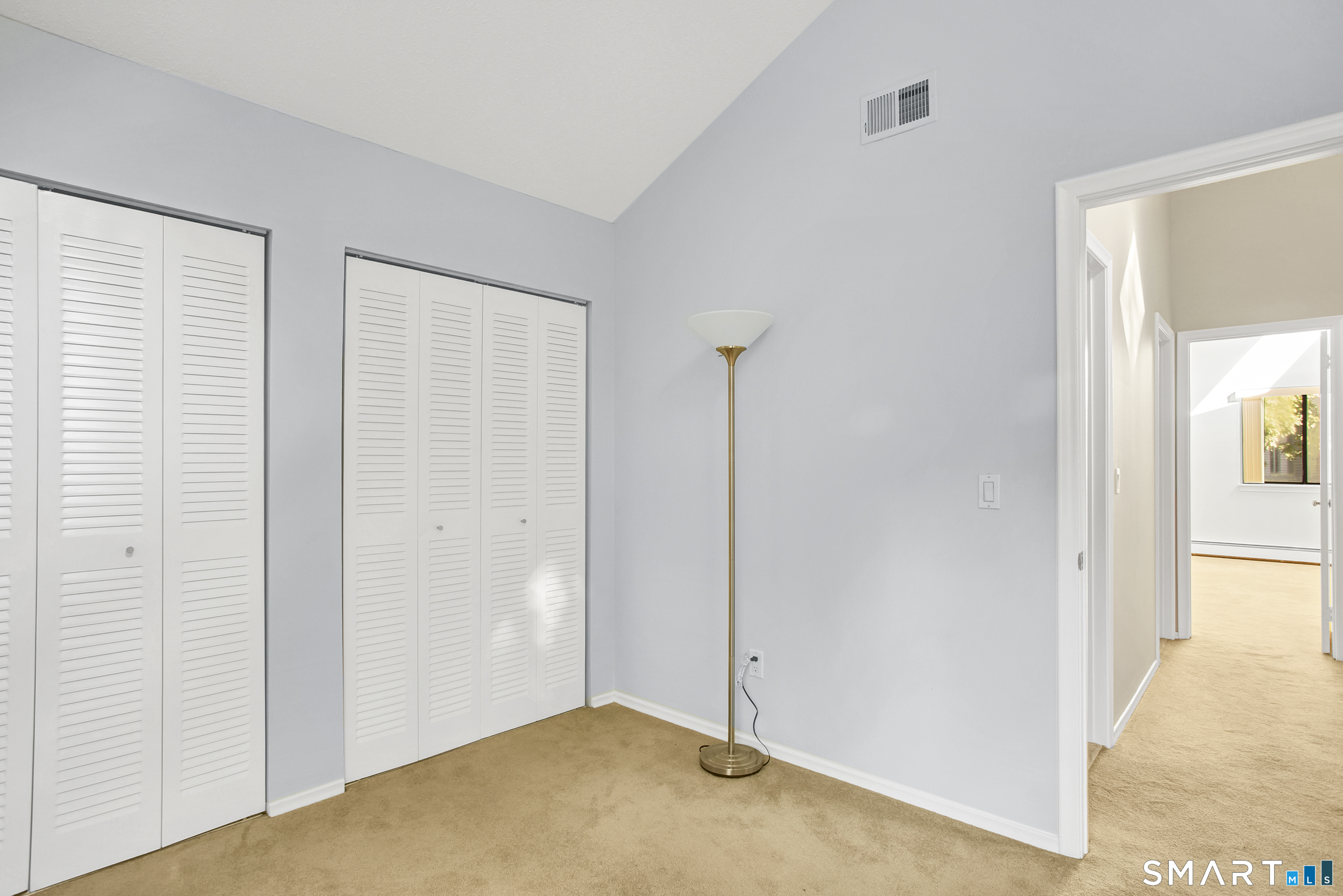 9 Talcott Forest C Road Property Photo 16