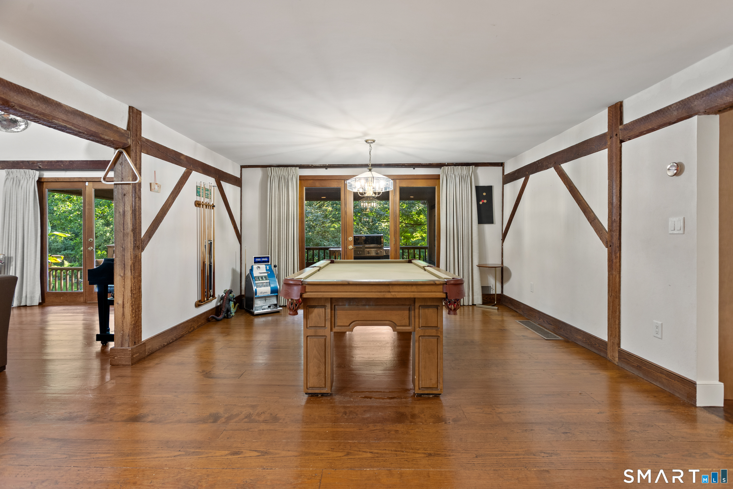 122 Millstone Road Property Photo 8