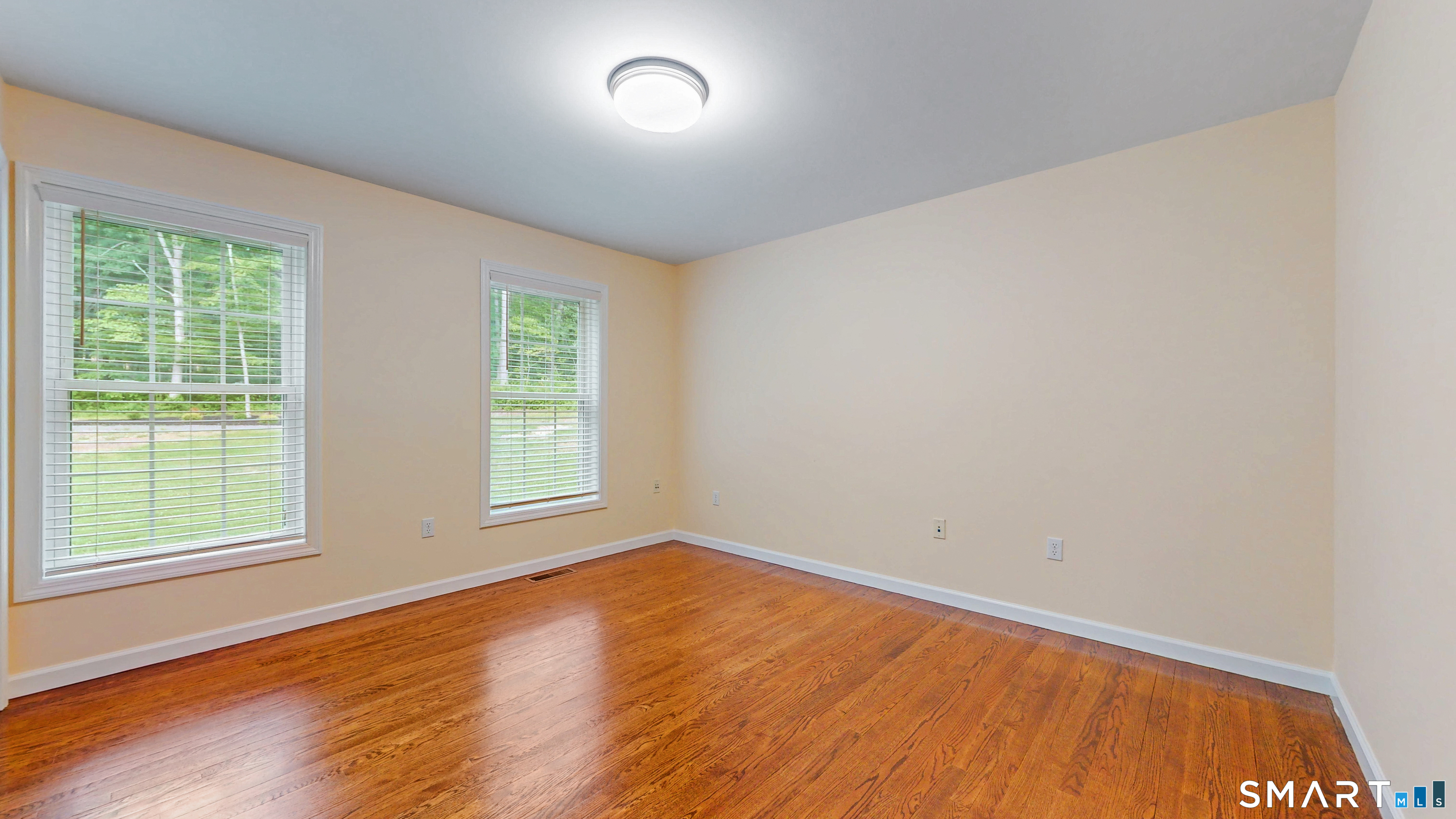 10 Shelter Rock Road Property Photo 9