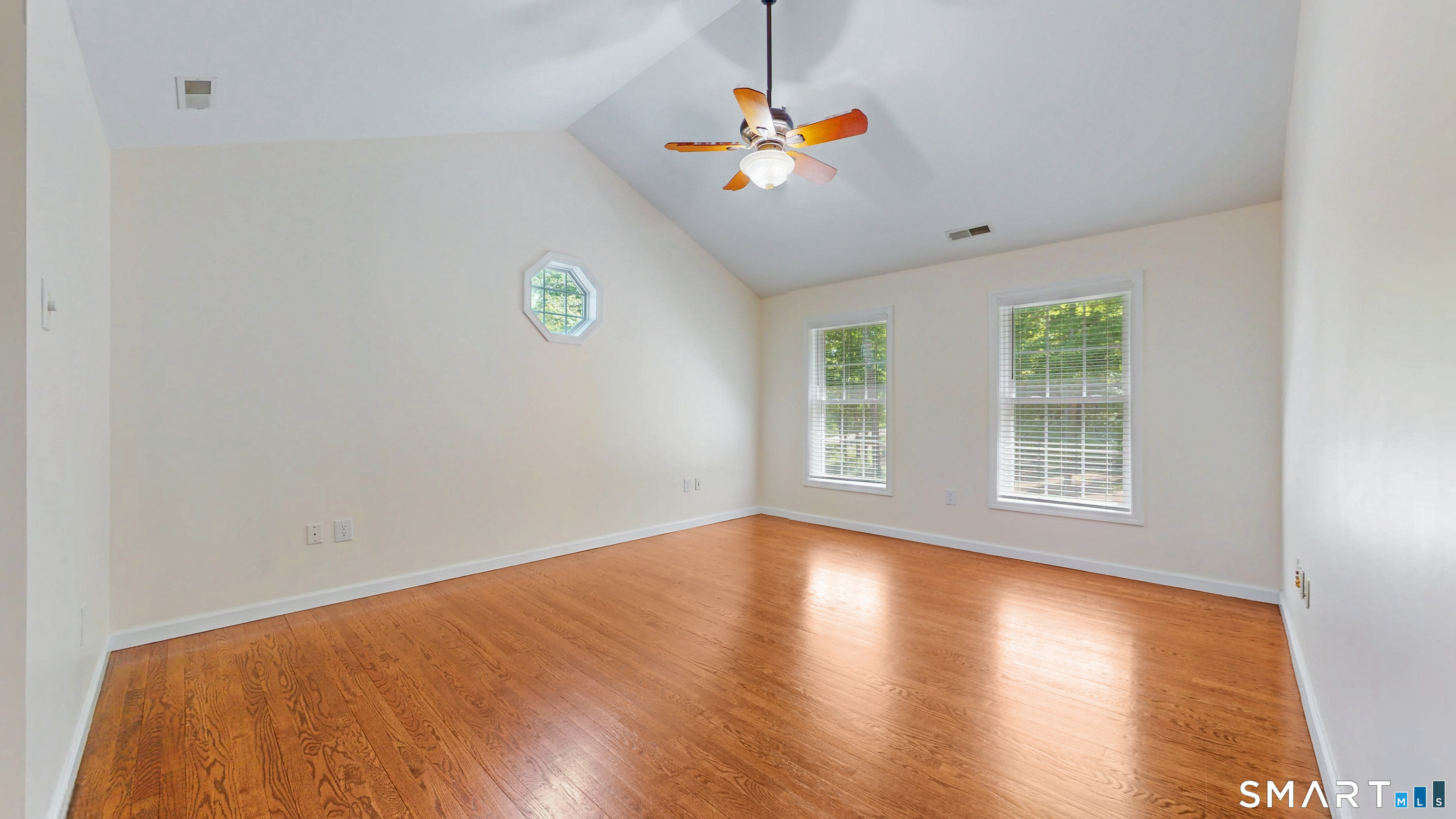 10 Shelter Rock Road Property Photo 14