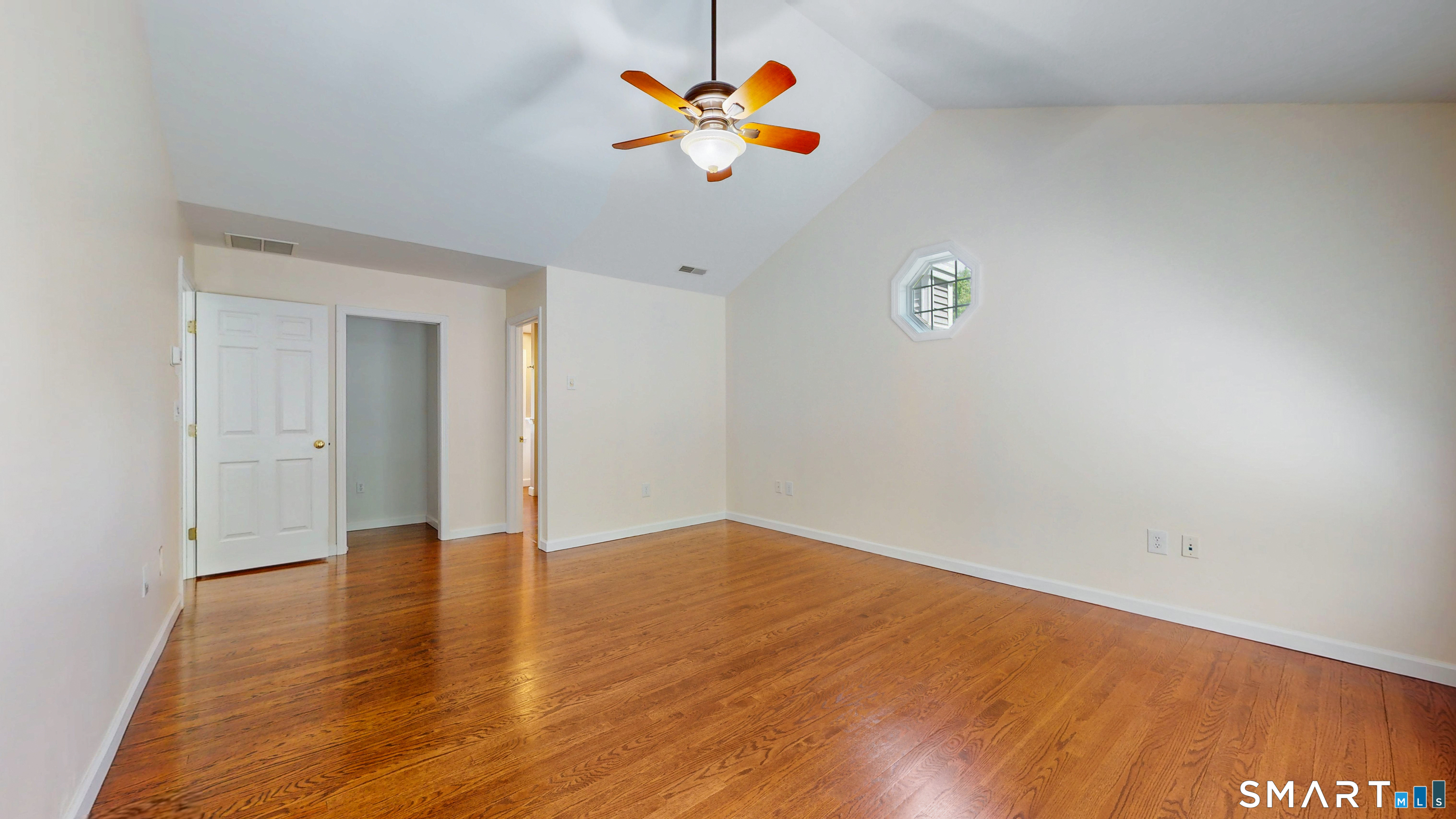 10 Shelter Rock Road Property Photo 15