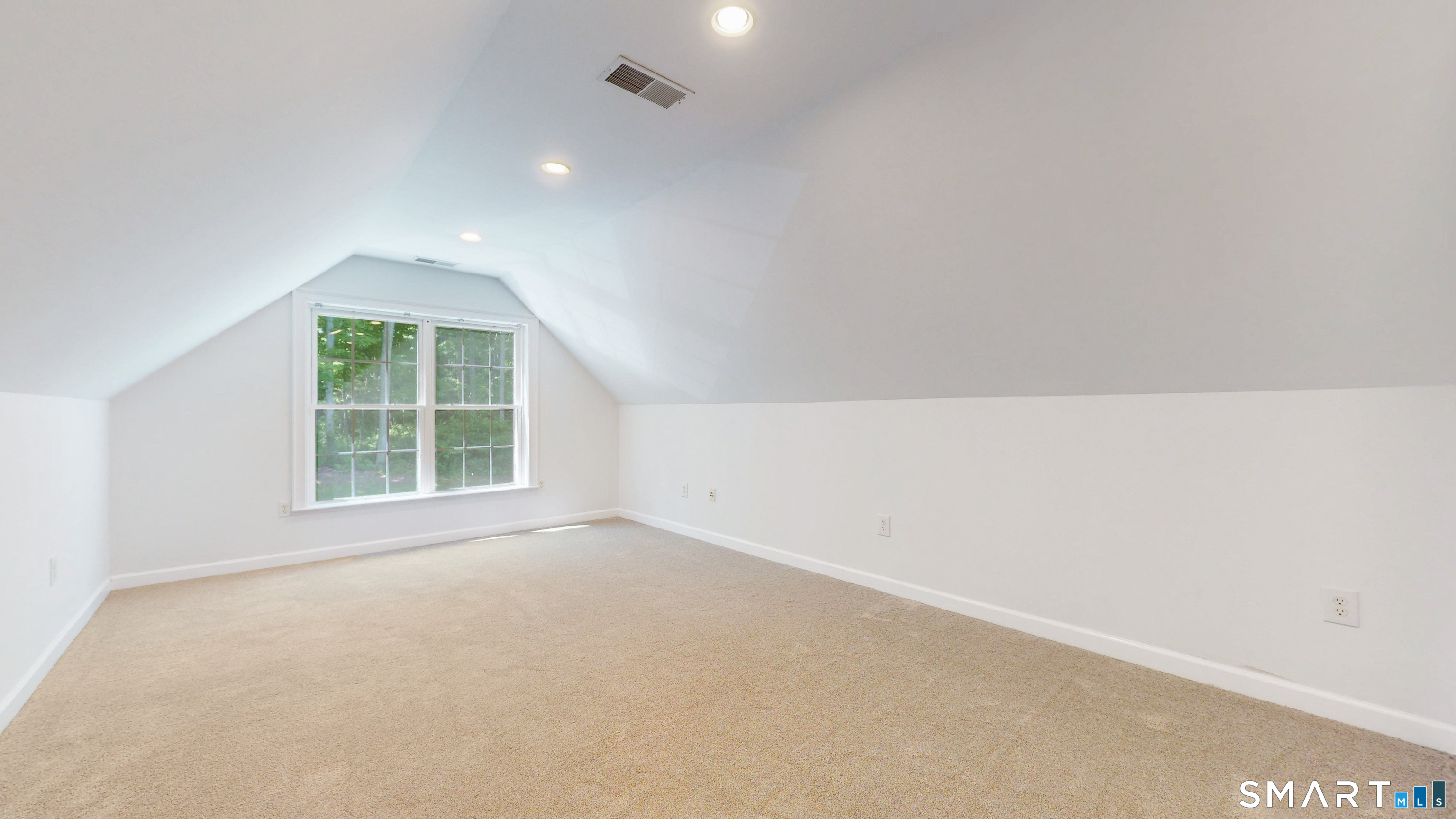 10 Shelter Rock Road Property Photo 24