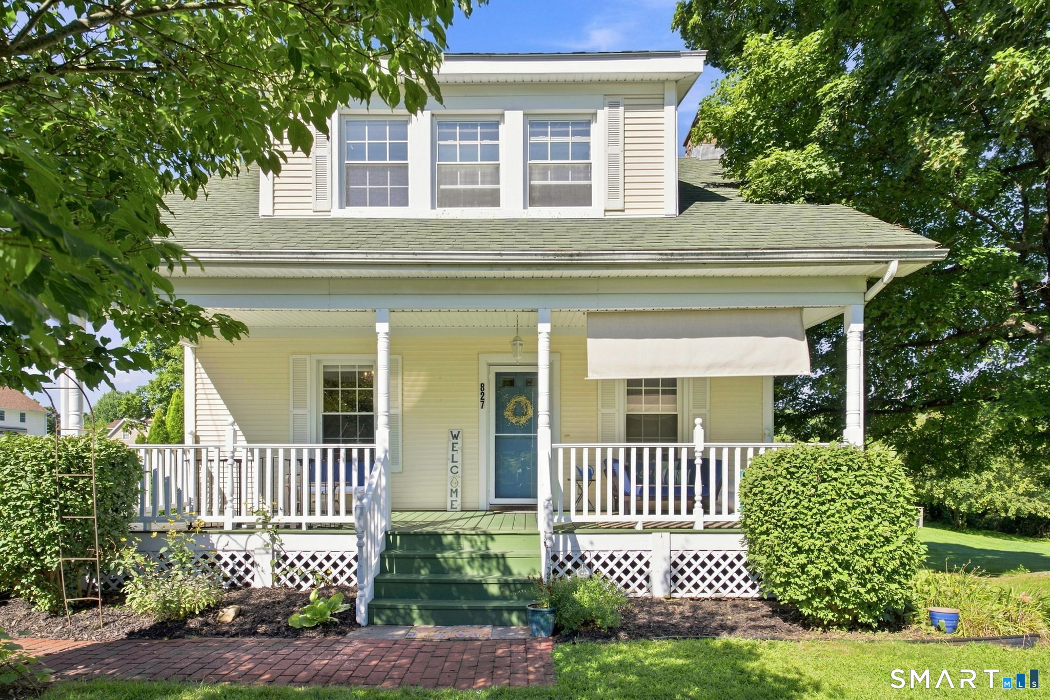 827 East Street Property Photo 1