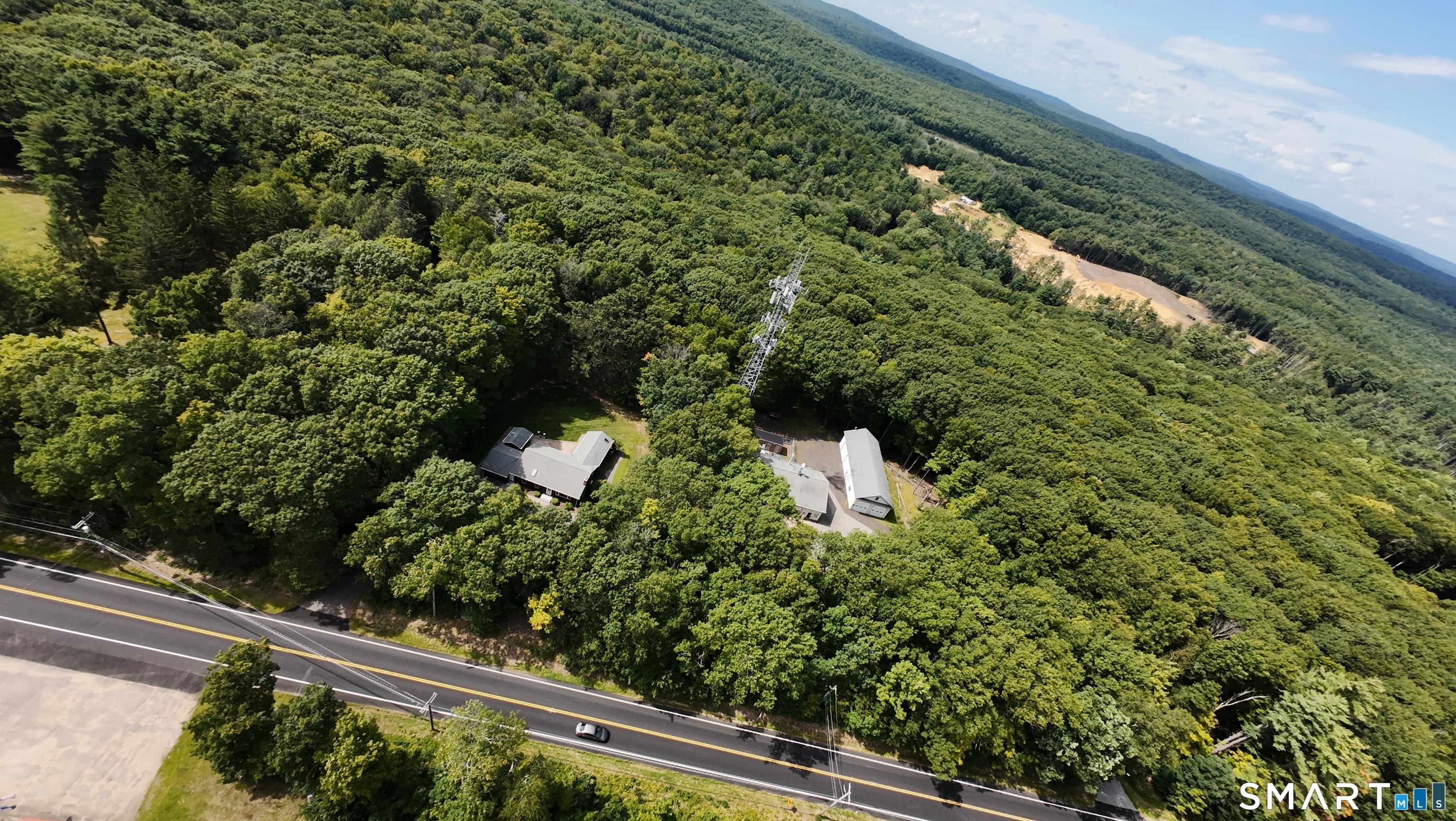 1050 Buckley Highway Property Photo 1