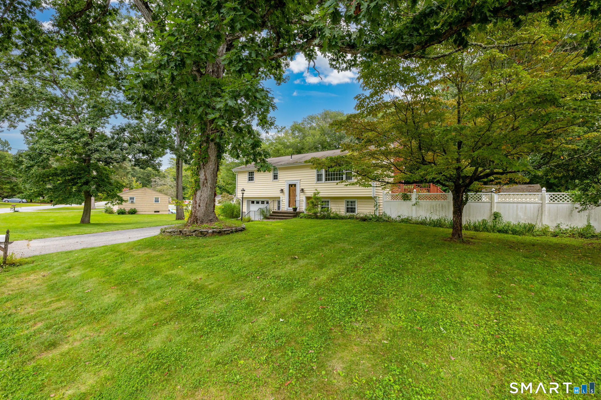 39 Beechwood Drive Property Photo 2