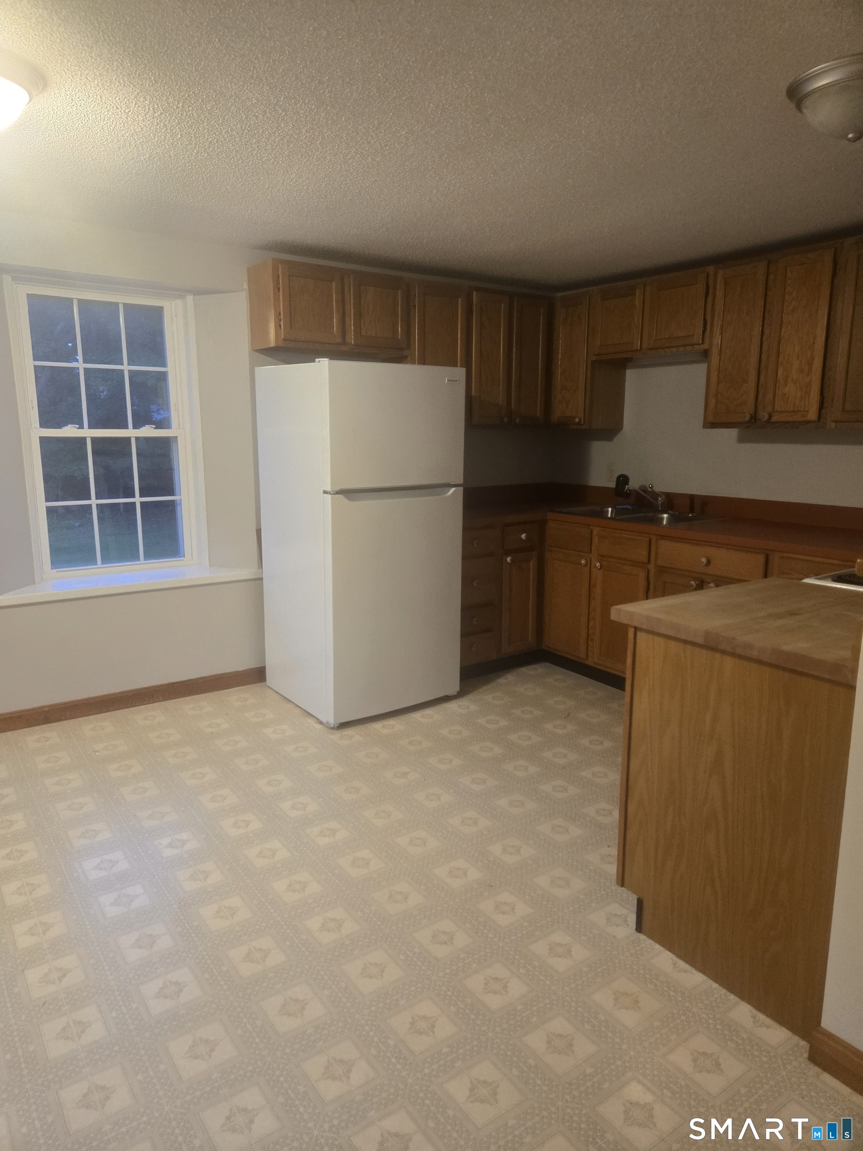 269 Old Colony Road Property Photo 7