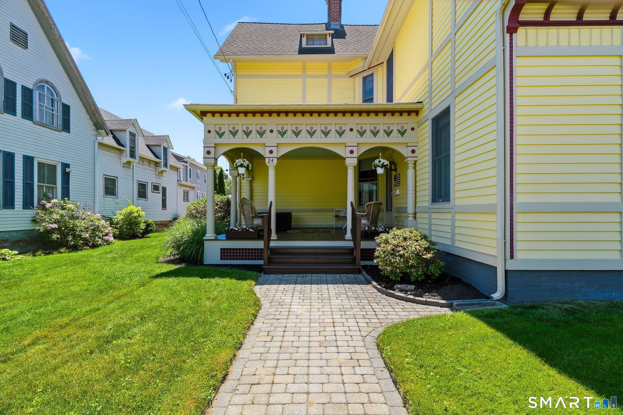 24 Lincoln Avenue Property Photo 2