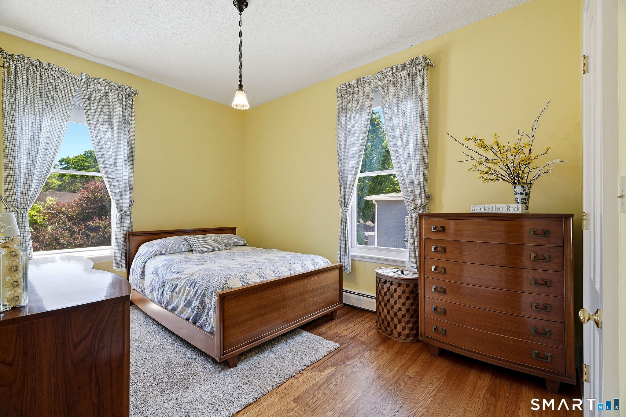 24 Lincoln Avenue Property Photo 23