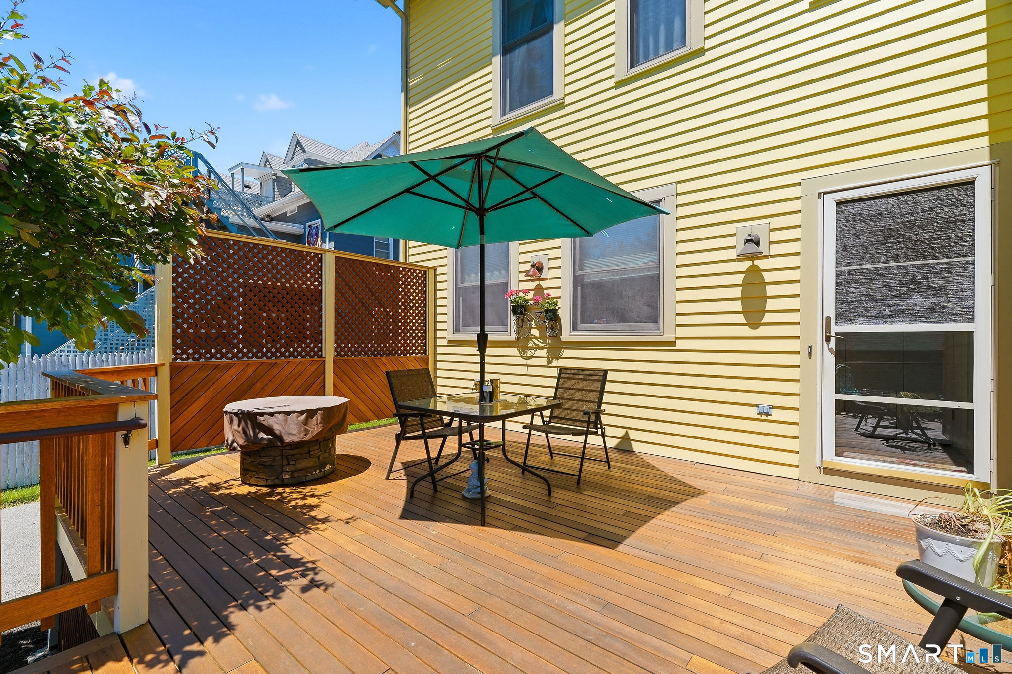 24 Lincoln Avenue Property Photo 31