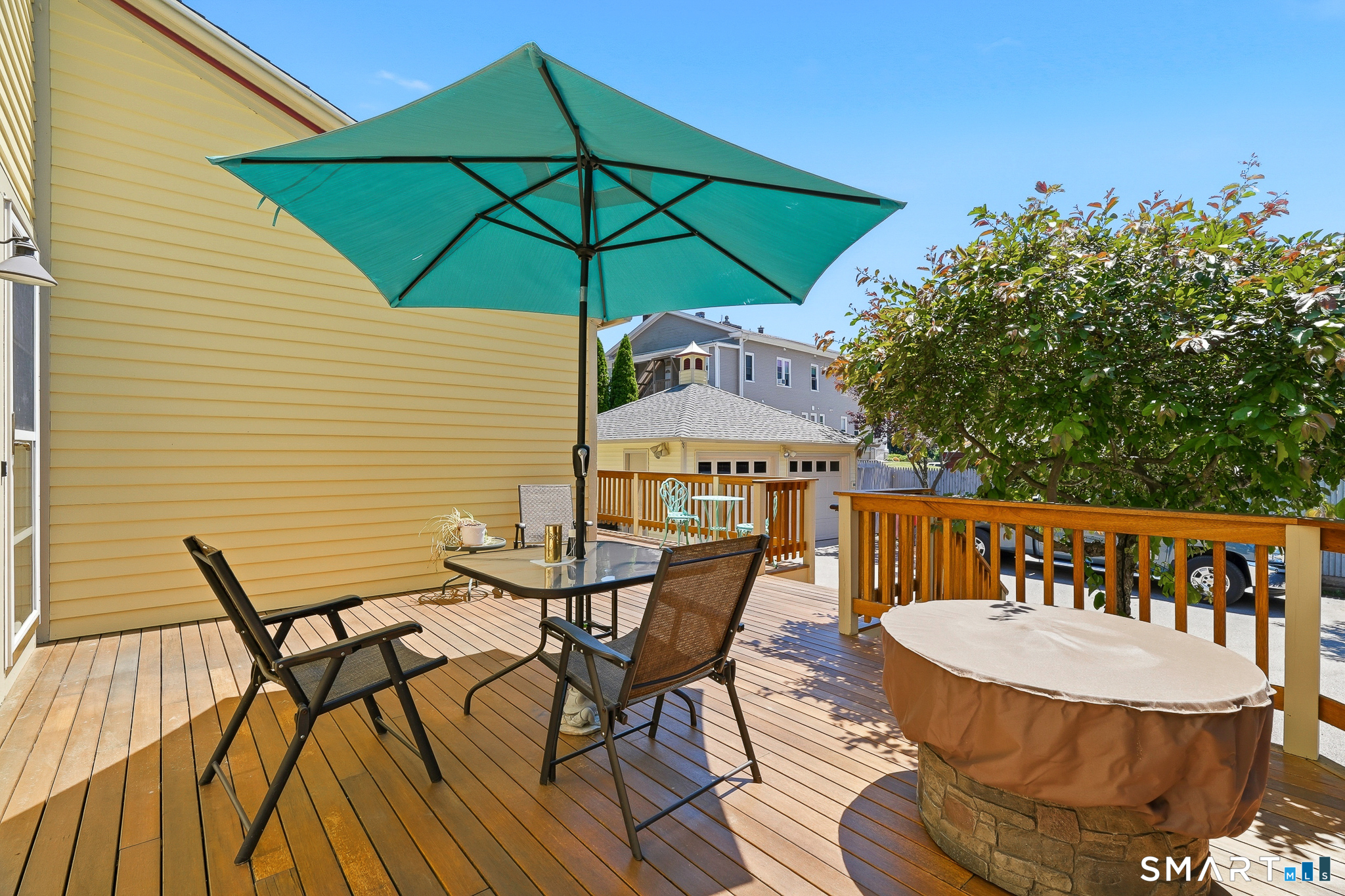 24 Lincoln Avenue Property Photo 32