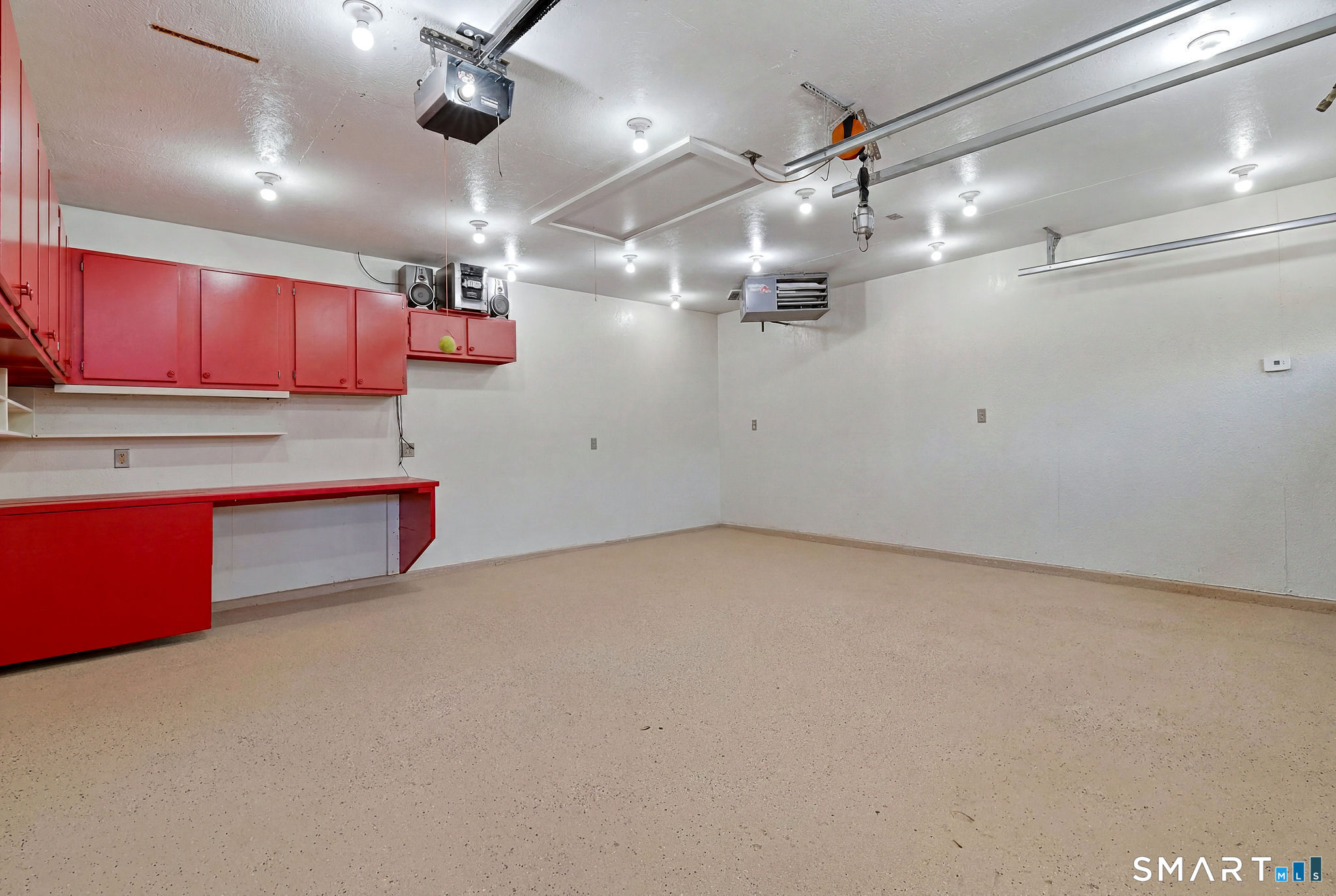 24 Lincoln Avenue Property Photo 36