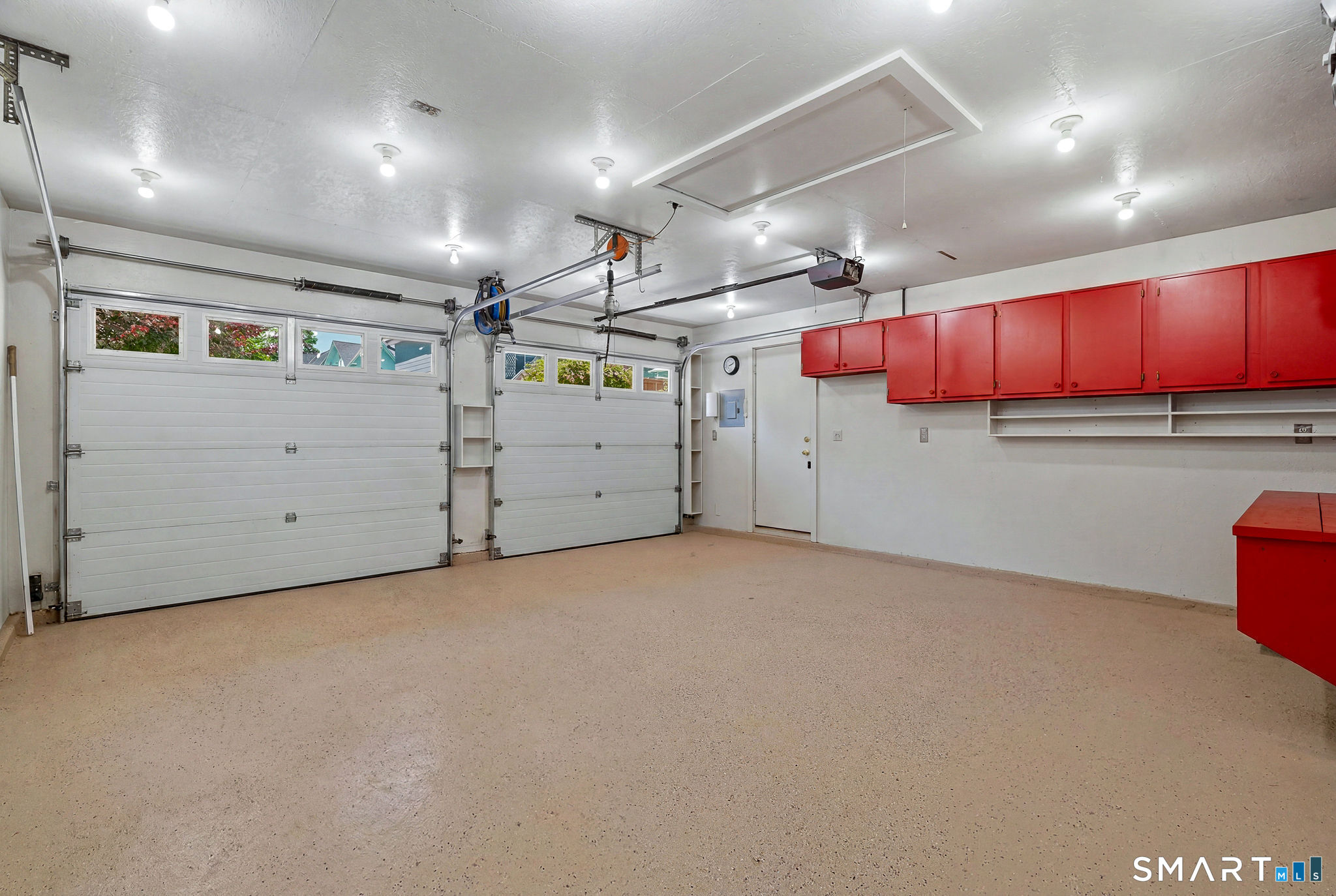 24 Lincoln Avenue Property Photo 37